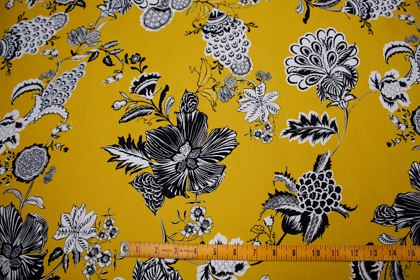 All On Yellow - Trendy Fashion Apparel & Accessories for Women | Perfect for Casual Outfits, Street Style & Summer Looks