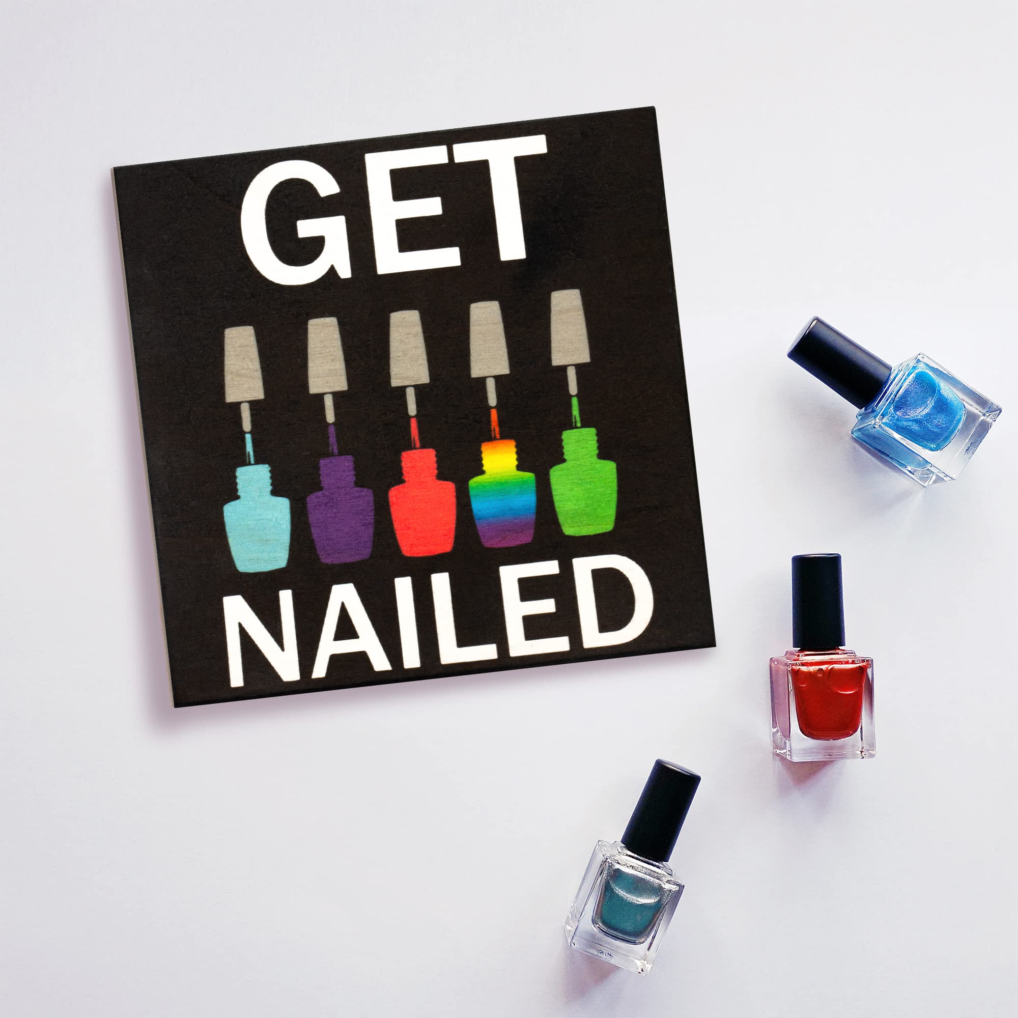 JennyGems Funny Nail Salon Wooden Sign - 'Get Nailed' Wall Decor for Manicurists & Stylists - Perfect Gift for Nail Technicians, Salon Owners & Beauty Lovers - Home & Salon Decoration