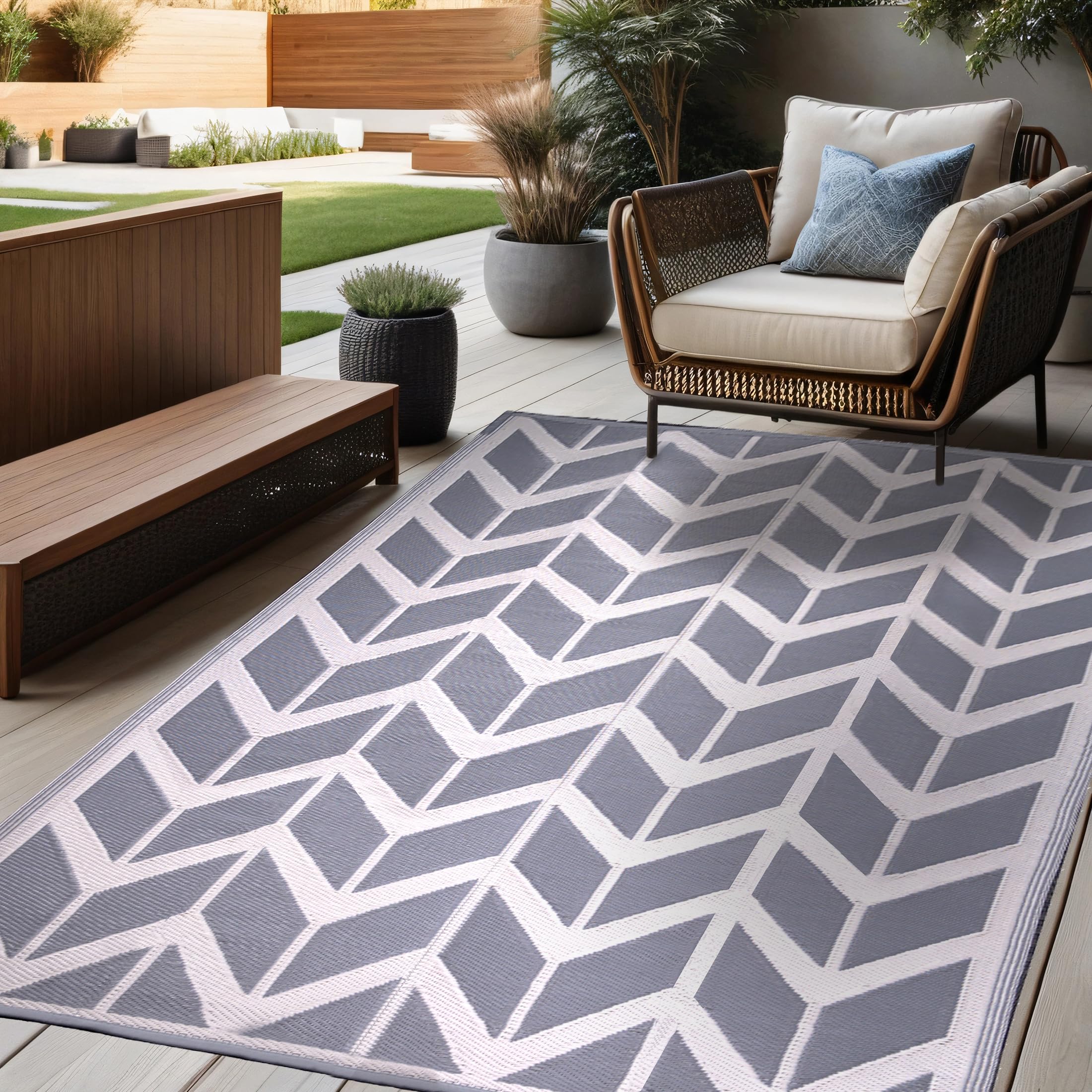 RURALITY 6x9 Waterproof Outdoor Rugs for Patio, Backyard, Porch, Deck & Balcony - Reversible Plastic Straw Mat with Arrow Pattern - Perfect for Outdoor Entertaining, Poolside Lounging & Summer Decor