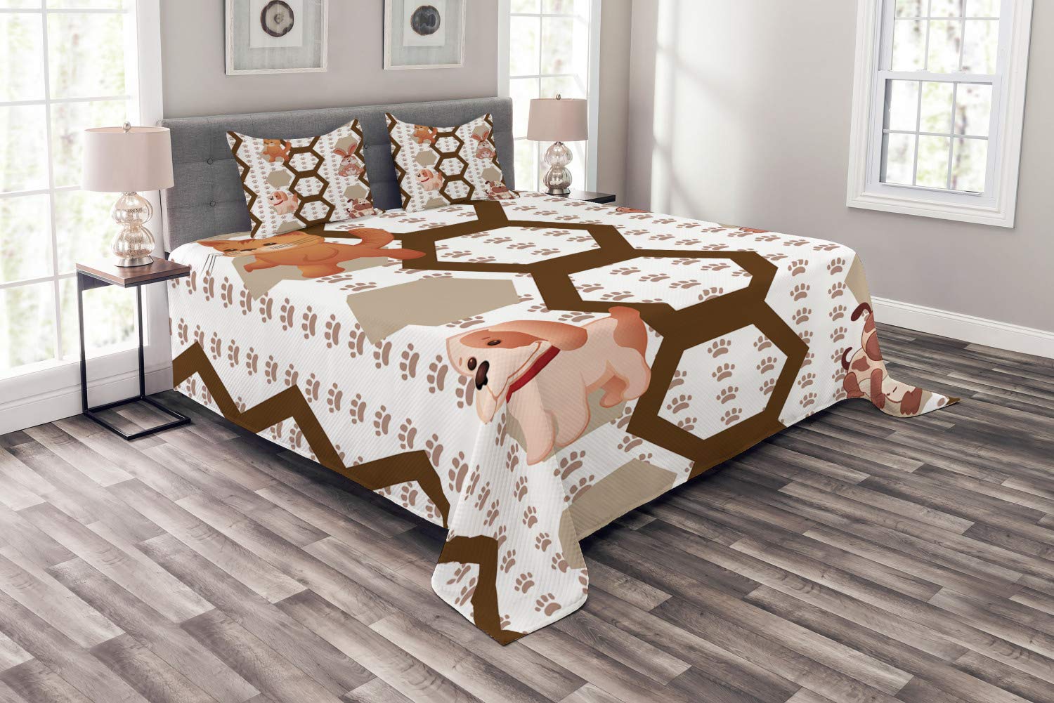 Ambesonne Cartoon Animal Bedspread Set - King Size 3-Piece Quilted Coverlet with Cat, Dog, Bunny Paw Prints & Hexagon Pattern, Multicolor - Perfect for Kids' Room, Nursery Decor or Whimsical Bedroom Theme