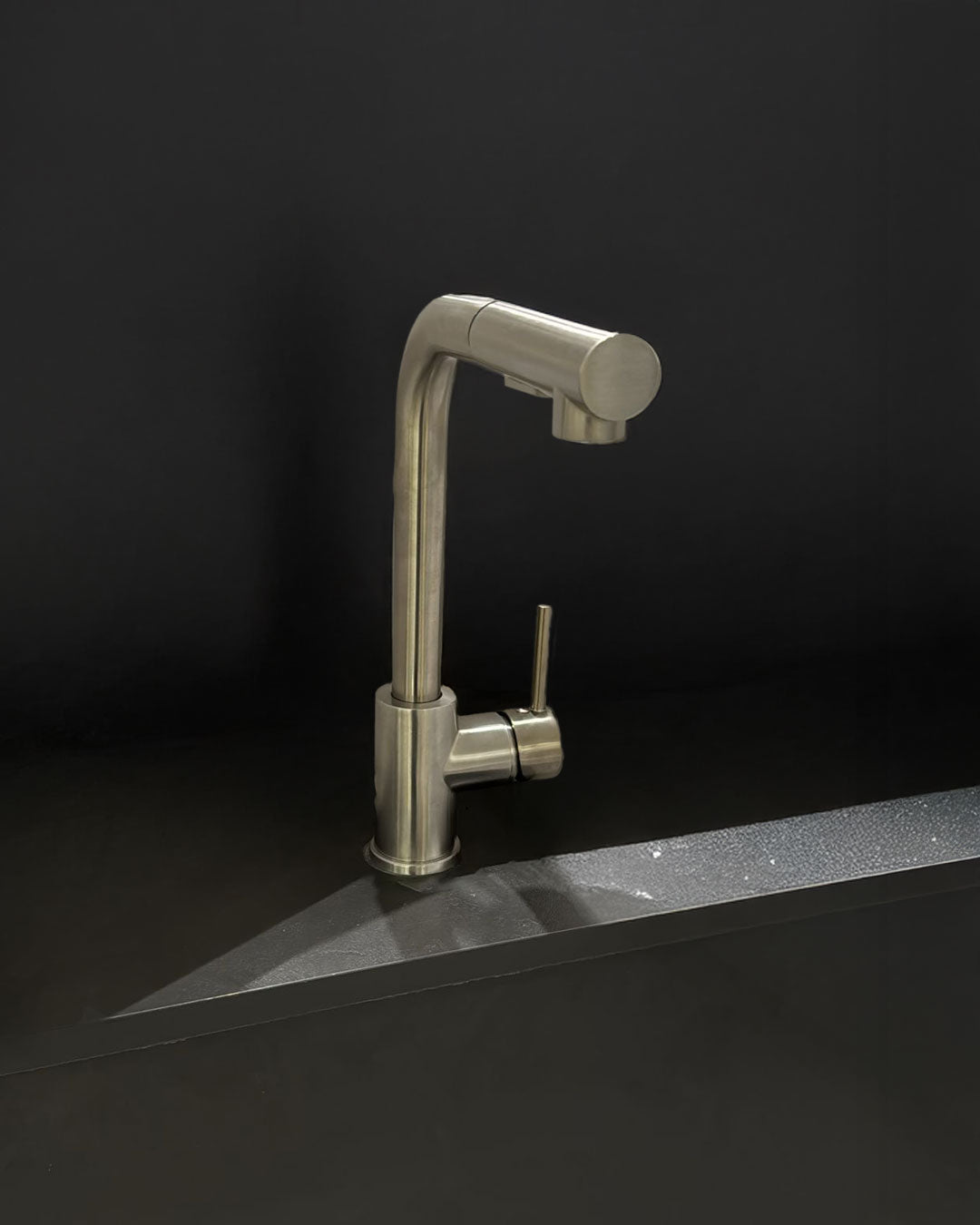 DAX 8213 BN Brushed Nickel Single Handle Pull-Out Kitchen Faucet - Modern Water-Saving Design for Easy Dishwashing & Food Prep
