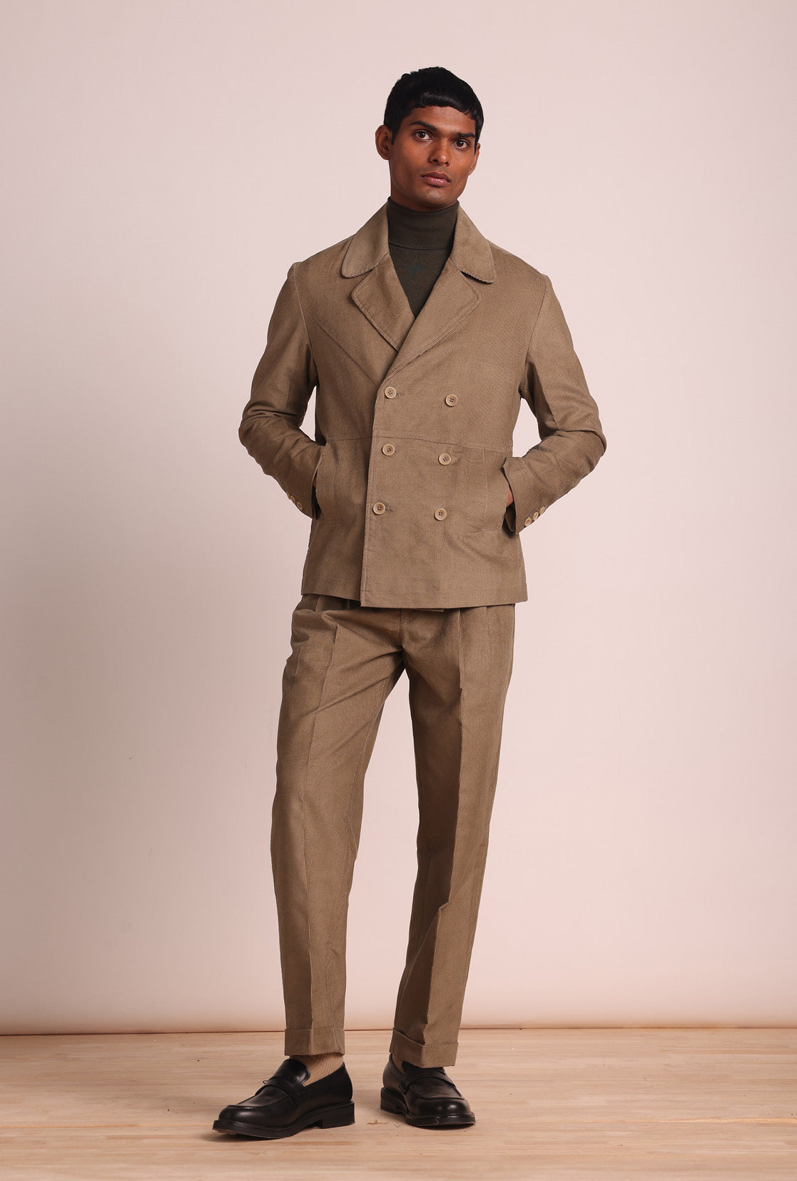 KHAKI