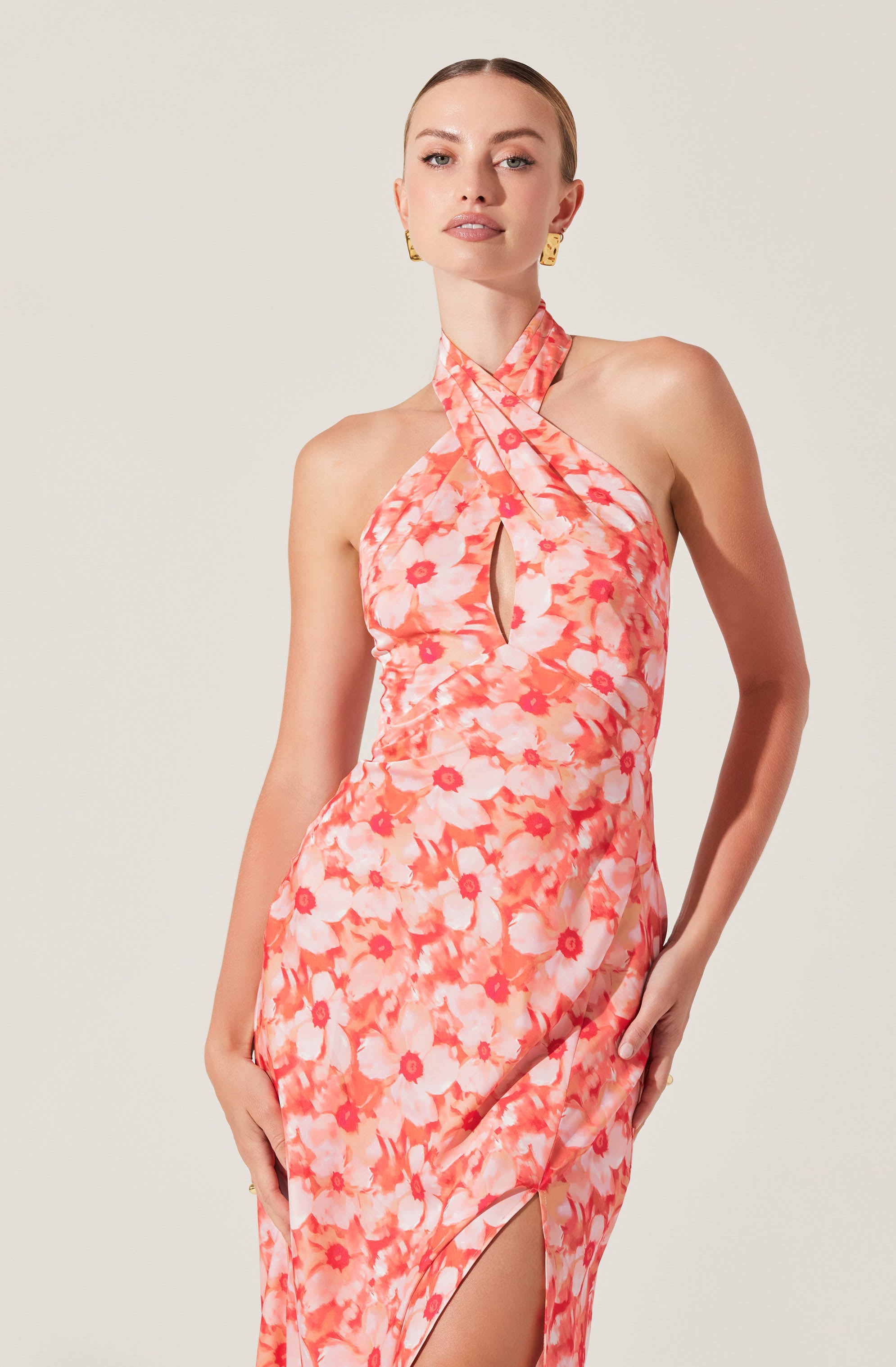 Marissa Floral Halter Neck Dress - Women's Summer Boho Maxi Dress for Beach Vacation & Outdoor Parties