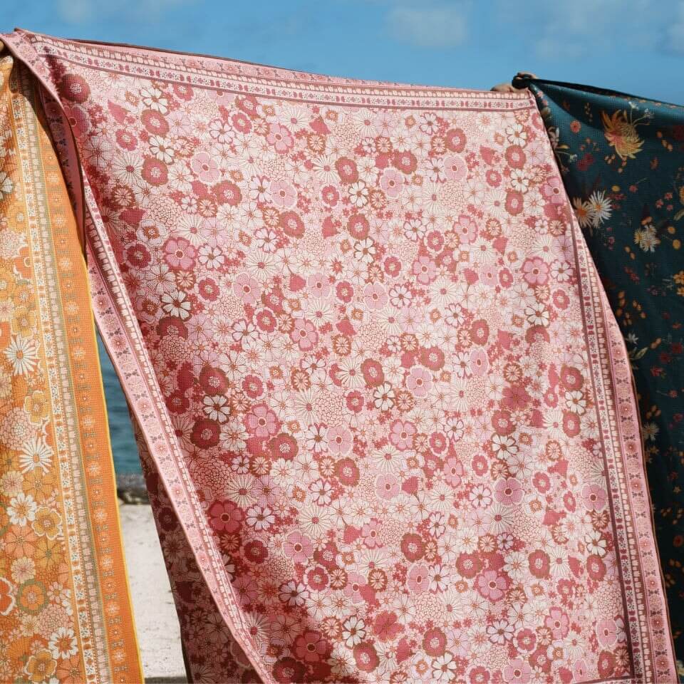Premium XL Sunset Blush Sand-Free Beach Towel - Quick Dry, Ultra Absorbent, Large 40x70 Inches - Perfect for Pool, Beach, Yoga & Outdoor Activities (Final Sale)