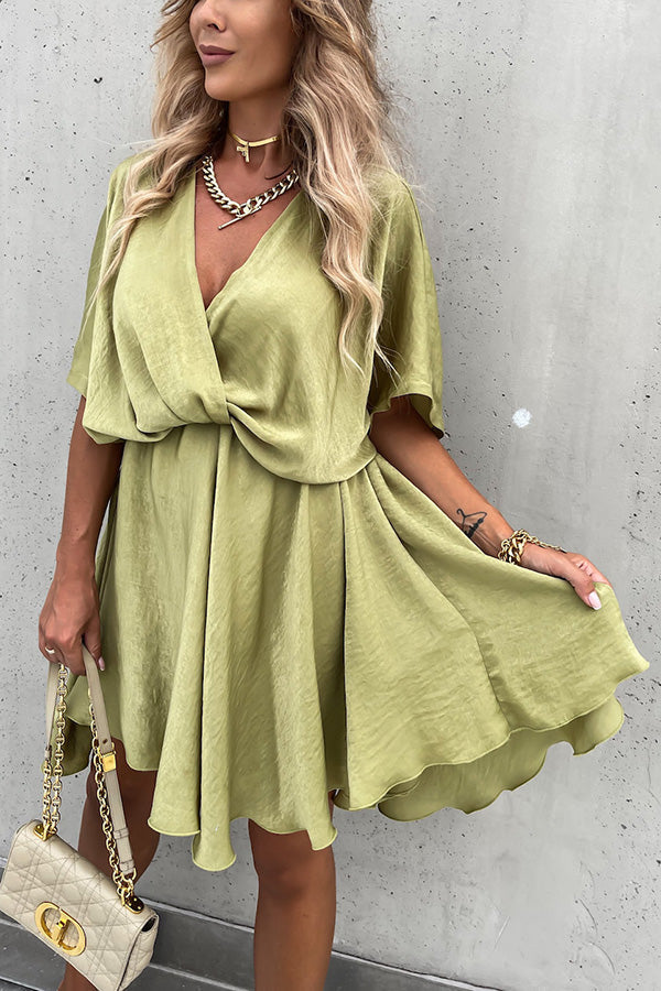 Elegant Batwing Sleeve Satin Dress for Women - Chic Party & Evening Gown - Perfect for Weddings, Cocktail Parties, and Special Occasions