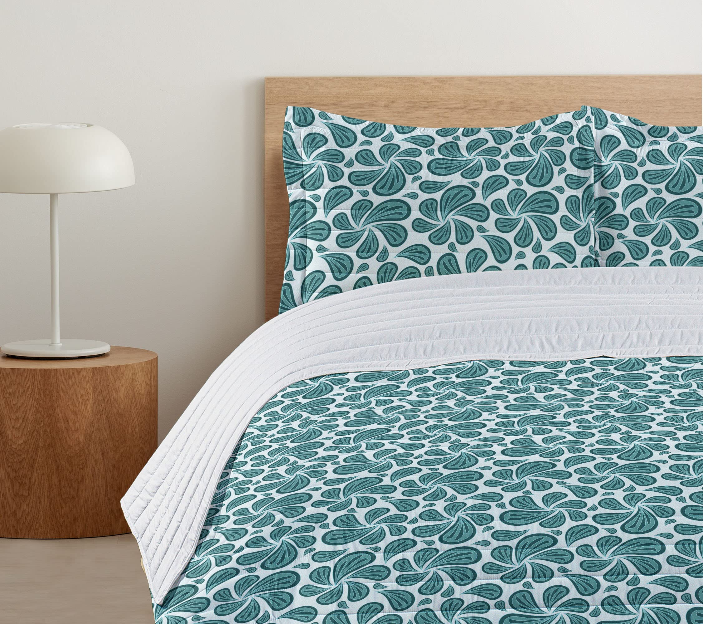 Ambesonne Queen Size Microfiber Bedspread Set - Nature Inspired Foliage Pattern with Stripes & Paisley Motifs on Pastel Teal White Background - Soft Comforter & Pillow Shams - Perfect for Bedroom Decor, Guest Room or Cozy Home Styling