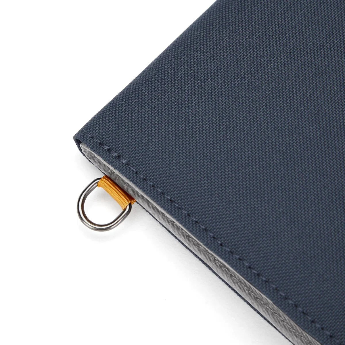 Pacsafe RFIDsafe™ RFID Blocking Bifold Wallet for Men & Women - Secure Travel & Everyday Use - Anti-Theft Credit Card Holder for Passport & Cash Protection