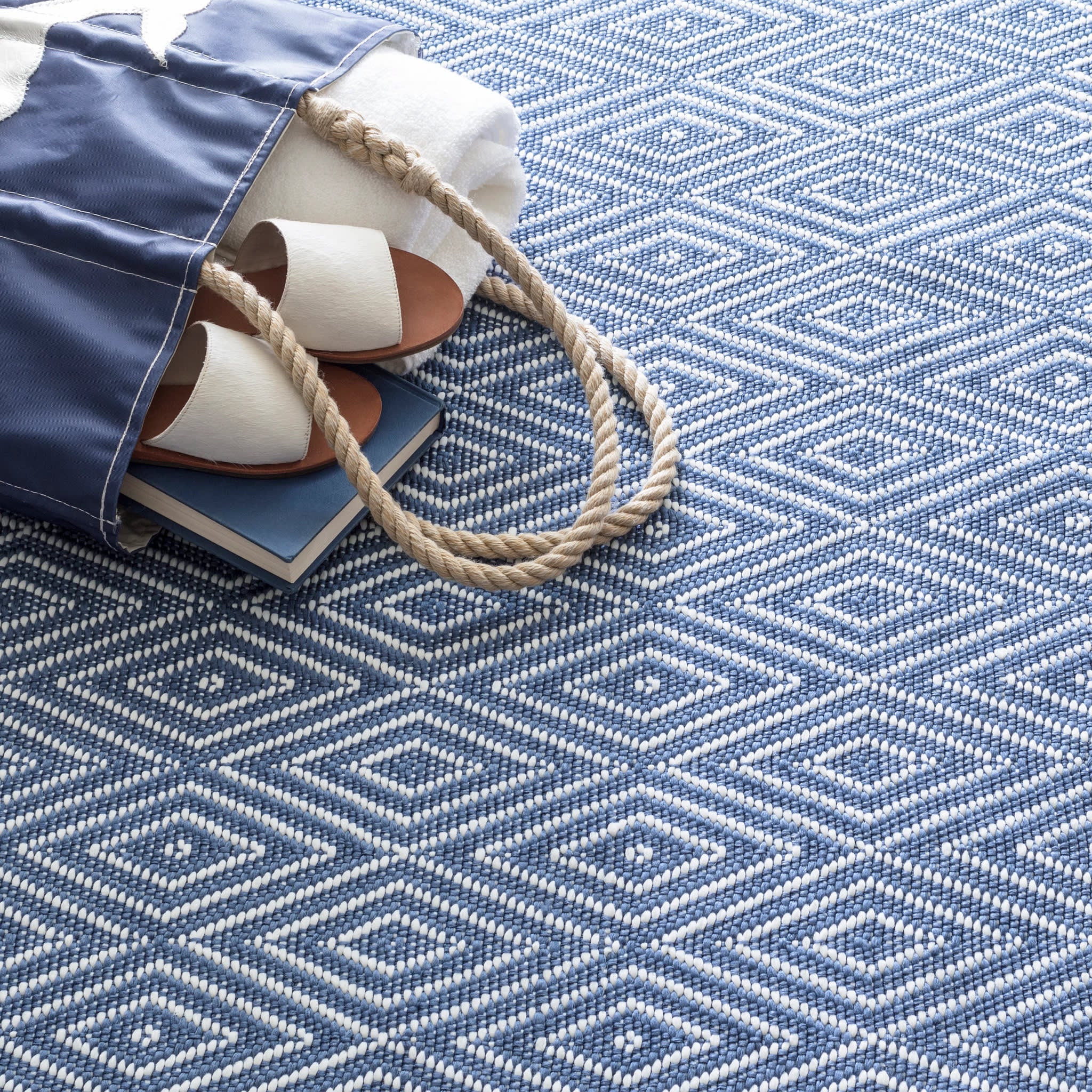 Handwoven Diamond Pattern Indoor/Outdoor Rug - Soft Denim & White Cotton - Perfect for Living Room, Bedroom, Patio or Deck Decor