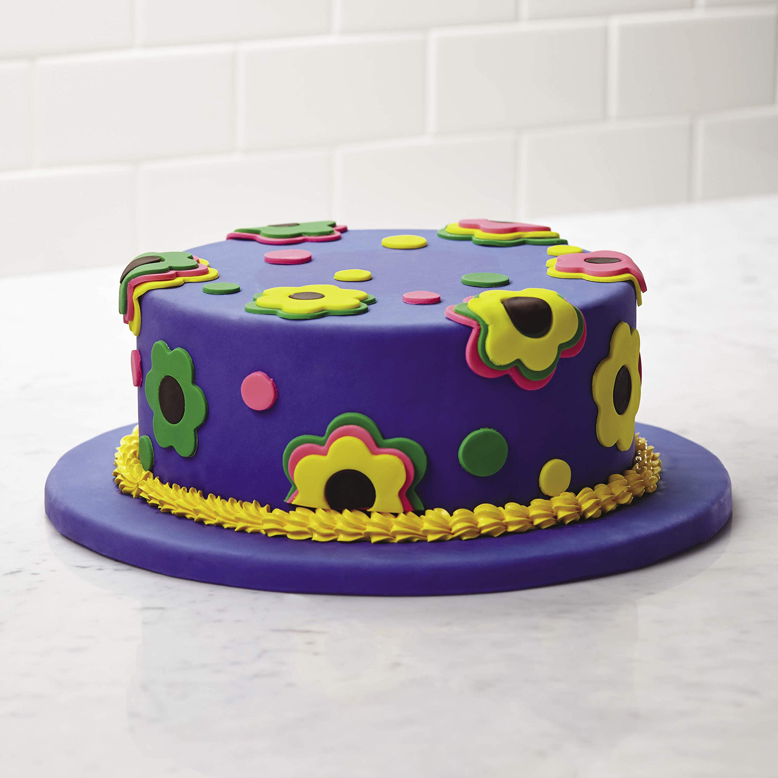 Cake Boss Flower Cake Kit - DIY Cake Decorating Kit for Birthday, Wedding & Special Occasions | Easy to Use Baking Supplies for Homemade Cakes