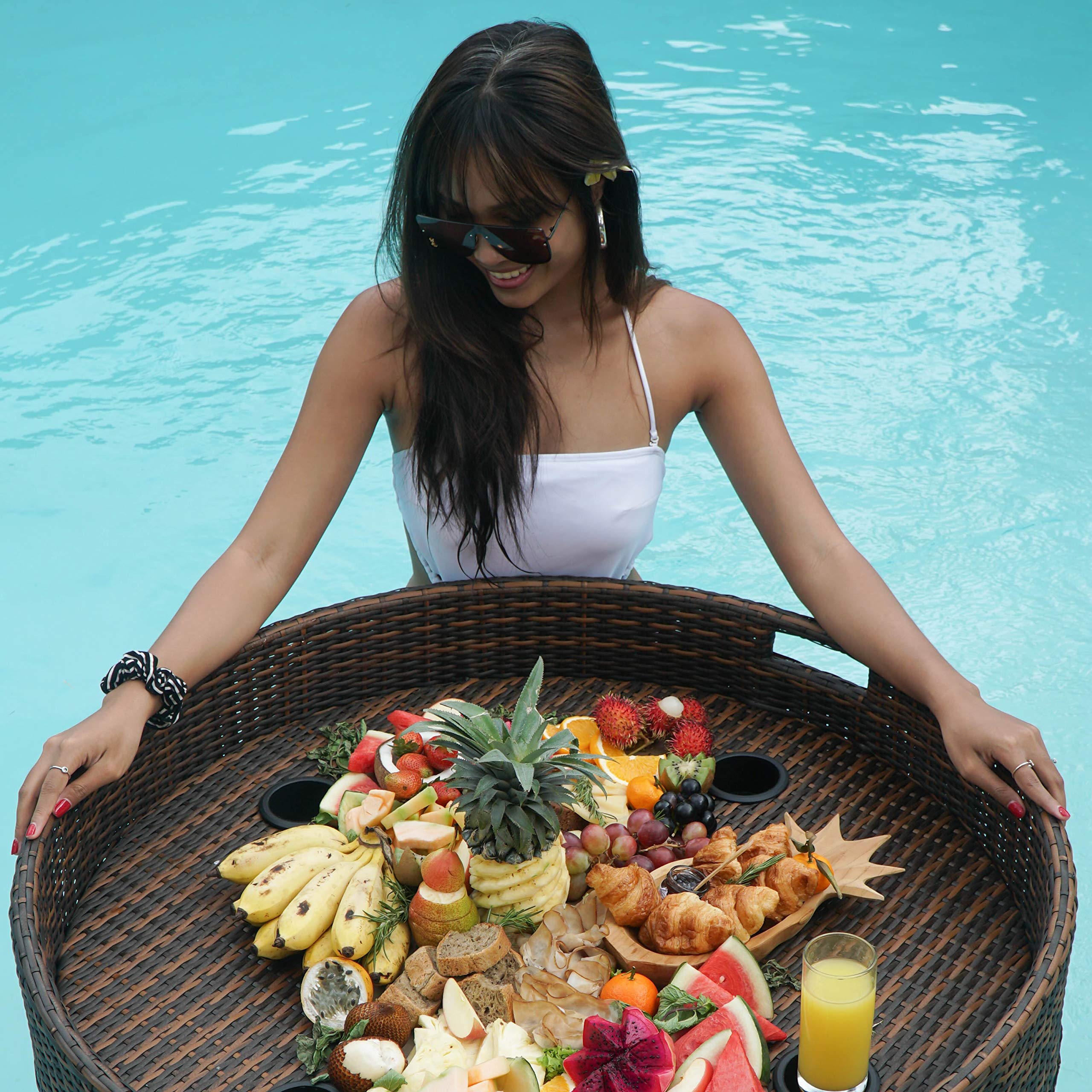 Premium Floating Pool Tray - Extra Large Round Serving Tray for Drinks & Food | Durable Pool Float for Adults, Hot Tubs & Pool Parties | Perfect for Water Brunch, Cocktails & Relaxing by the Pool