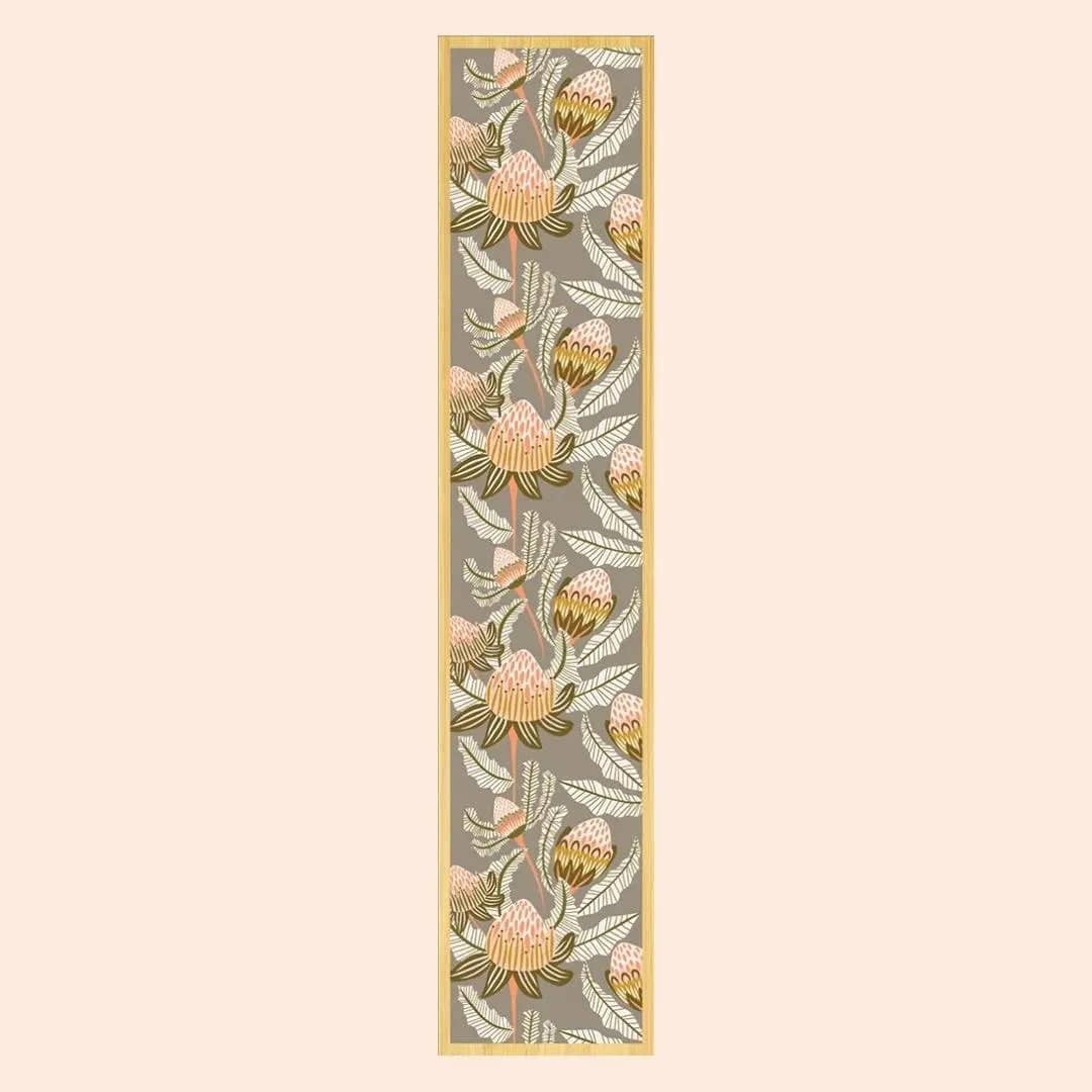 Bush Tone Proteas Australian Wooden Bookmark - Handmade Floral Bookmark for Reading, Gifts & Collectibles - Perfect for Book Lovers, Travelers & Nature Enthusiasts
