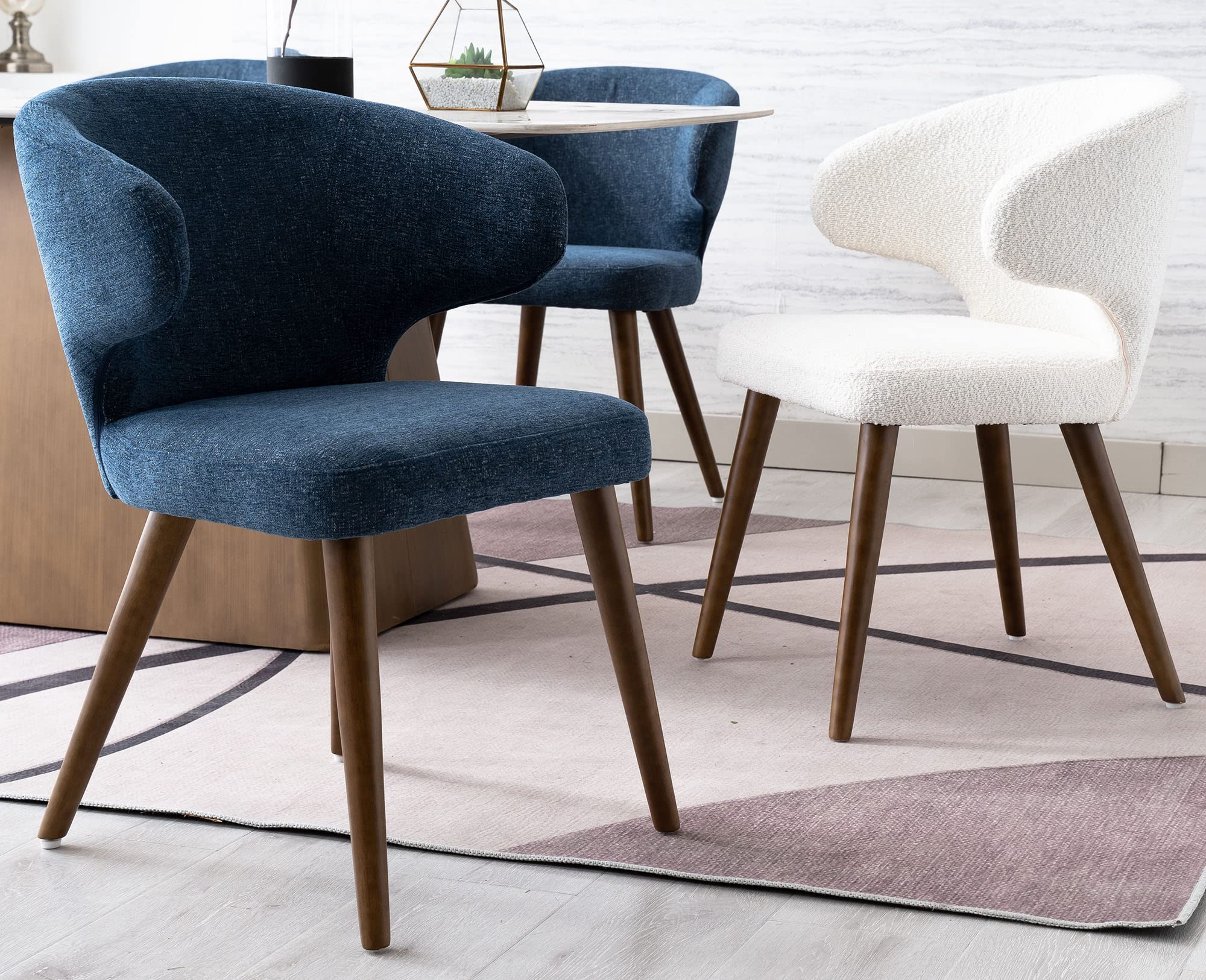 VESCASA Modern Dining Chairs Set of 4 - Sherpa Upholstered Curved Back Chairs with Wooden Legs for Dining Room & Living Room - Comfortable White Accent Chairs for Family Gatherings & Home Decor