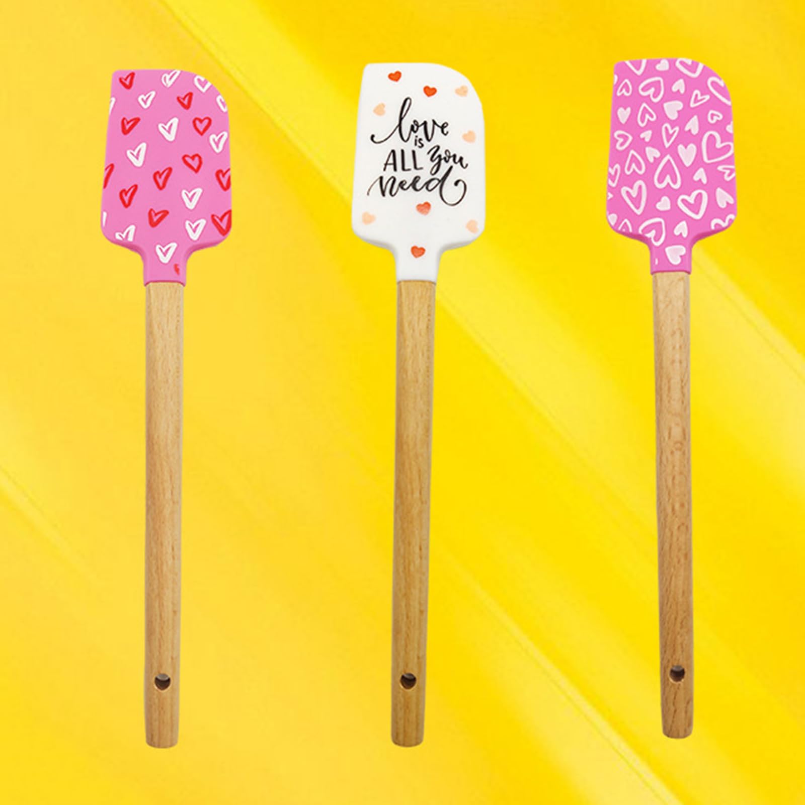 Heart-Shaped Silicone Spatula with Wooden Handle - Perfect for Baking, Cake Decorating, Buttercream Mixing & Chocolate Scraping - Ideal for Home Bakers & Professional Pastry Chefs
