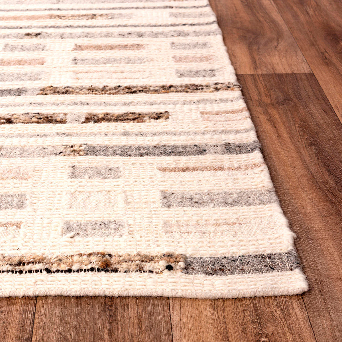 Luxury Nova Silver Ivory Rug – Soft Plush Area Carpet for Living Room, Bedroom & Office – Elegant Home Decor & Cozy Floor Covering