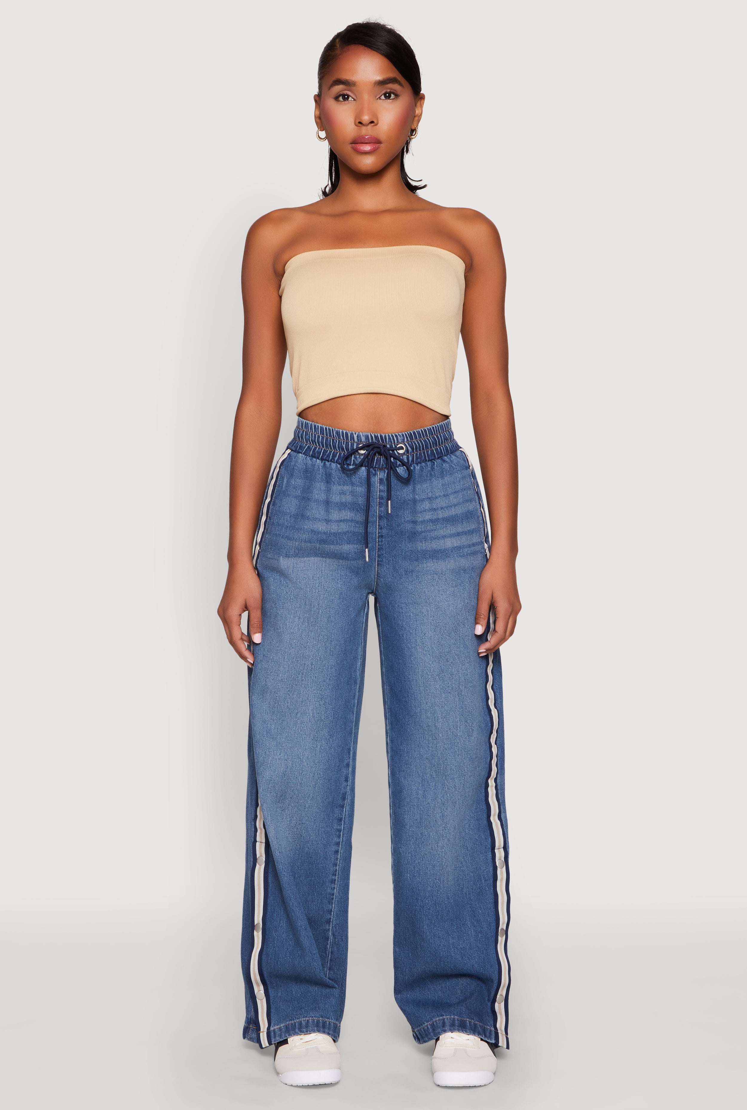 Almost Famous High Waisted Contrast Trim Whiskered Jeans for Women - Vintage Denim Pants with Distressed Details, Perfect for Casual Outfits & Streetwear Fashion