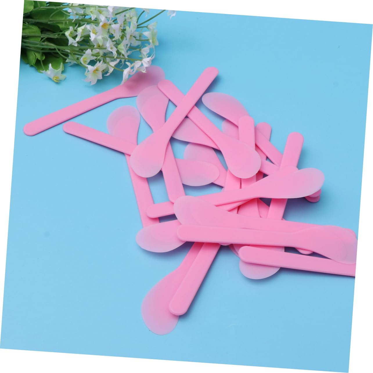 100pcs Pink Cosmetic Spatulas - Makeup Spatula Set for Creams, Lotions & Skincare - Perfect for DIY Beauty, Salon & Travel Use