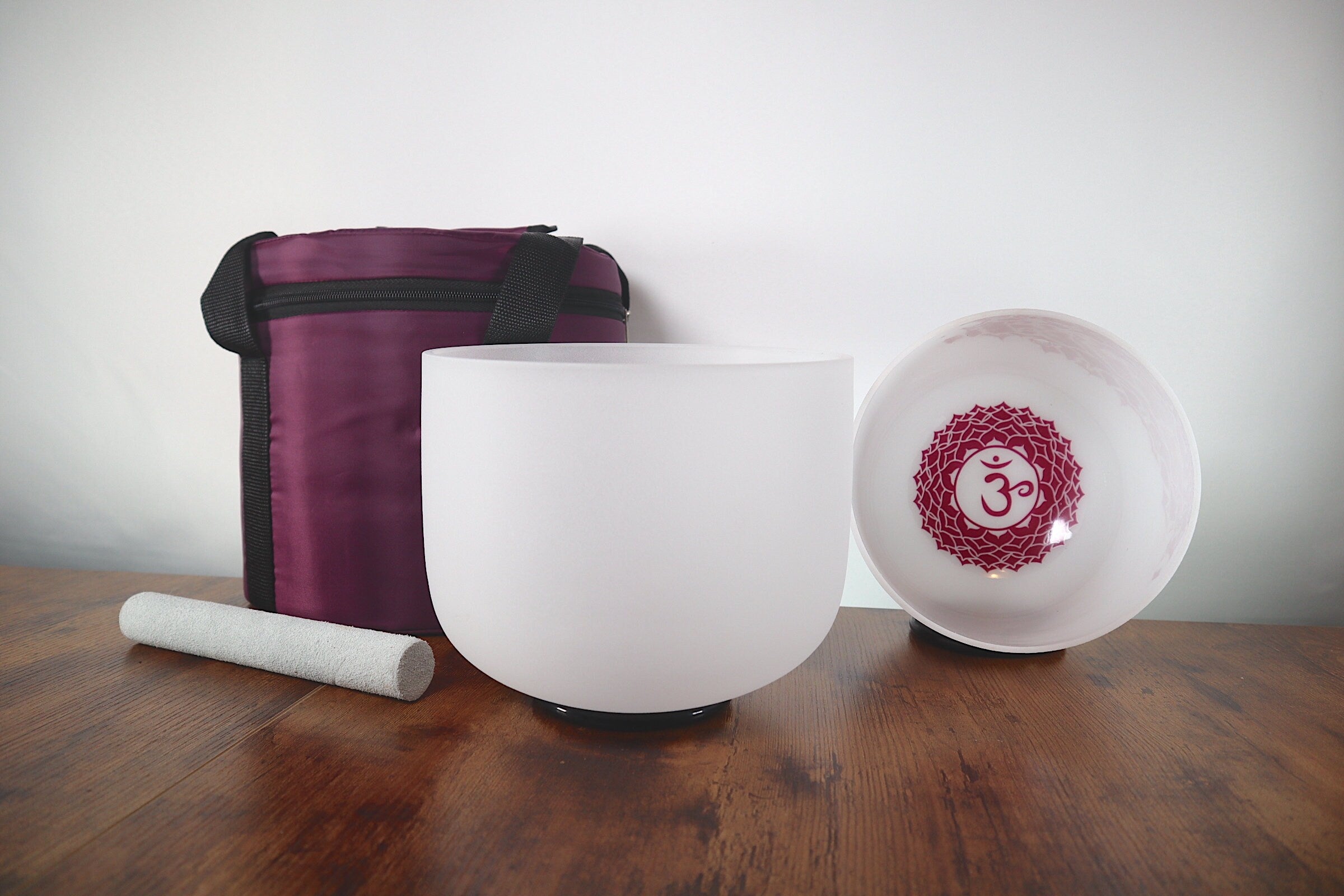 528Hz & 432Hz Singing Bowl Set with Chakra Design - Includes 8