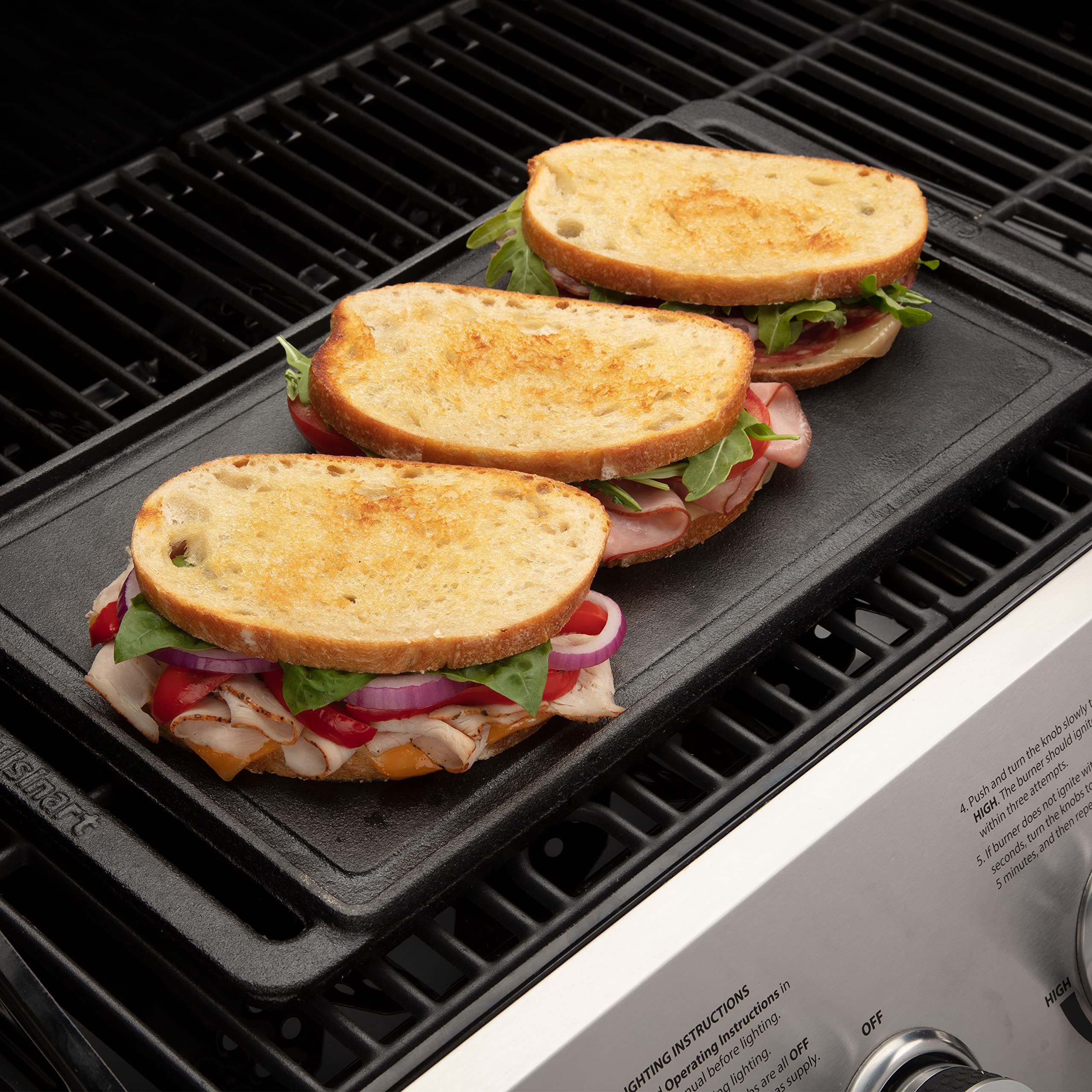 Cuisinart CCP-2000 Reversible Cast Iron Grill/Griddle - Ribbed Grill & Smooth Flat Top for Indoor/Outdoor Cooking - Perfect for Burgers, Steaks, Pancakes & More