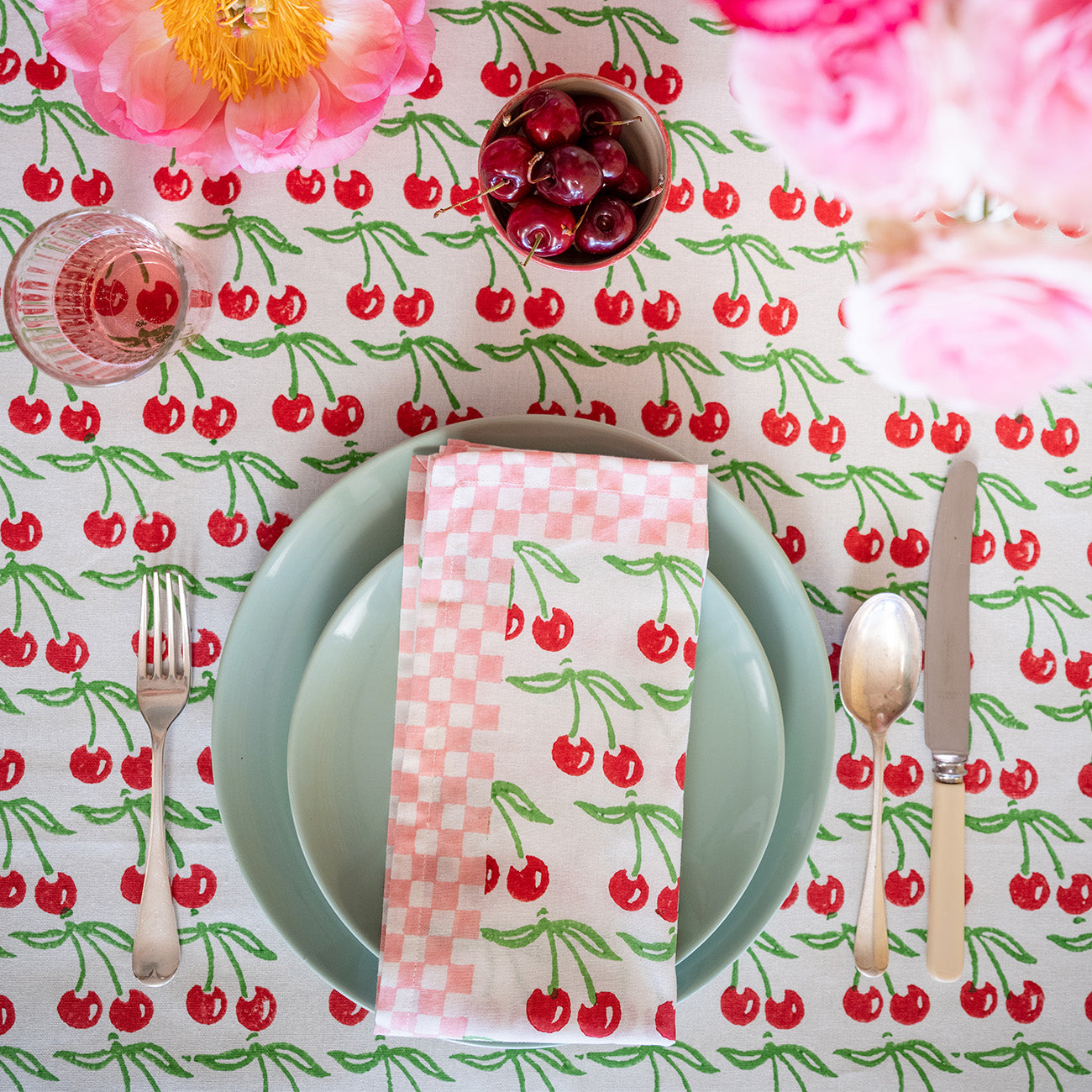 Premium Cherry Print Cotton Napkins - Elegant Dinner Table Decor for Parties, Weddings & Home Dining