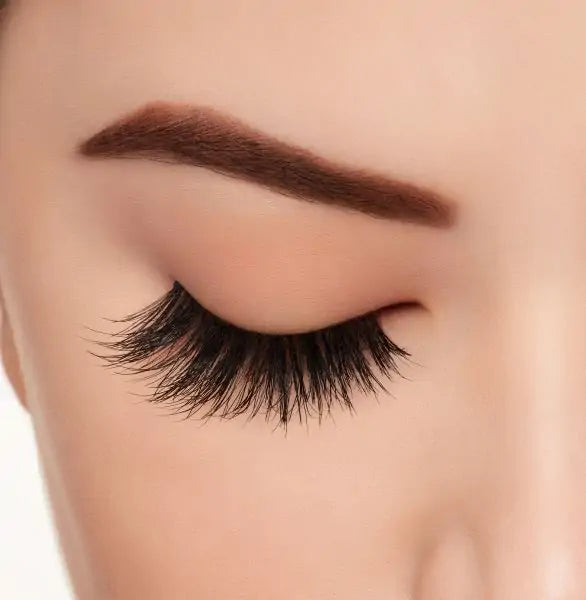 Ardell Wispies 705 False Eyelashes - Natural Looking Strip Lashes for Everyday Wear & Special Occasions | Perfect for Bridal, Party & Date Night Makeup