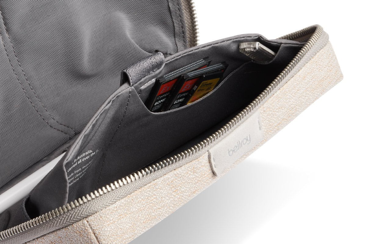 Bellroy Tech Kit - Premium Travel Organizer for Cables, Chargers & Accessories | Perfect for Business Trips, Commuting & Daily Use