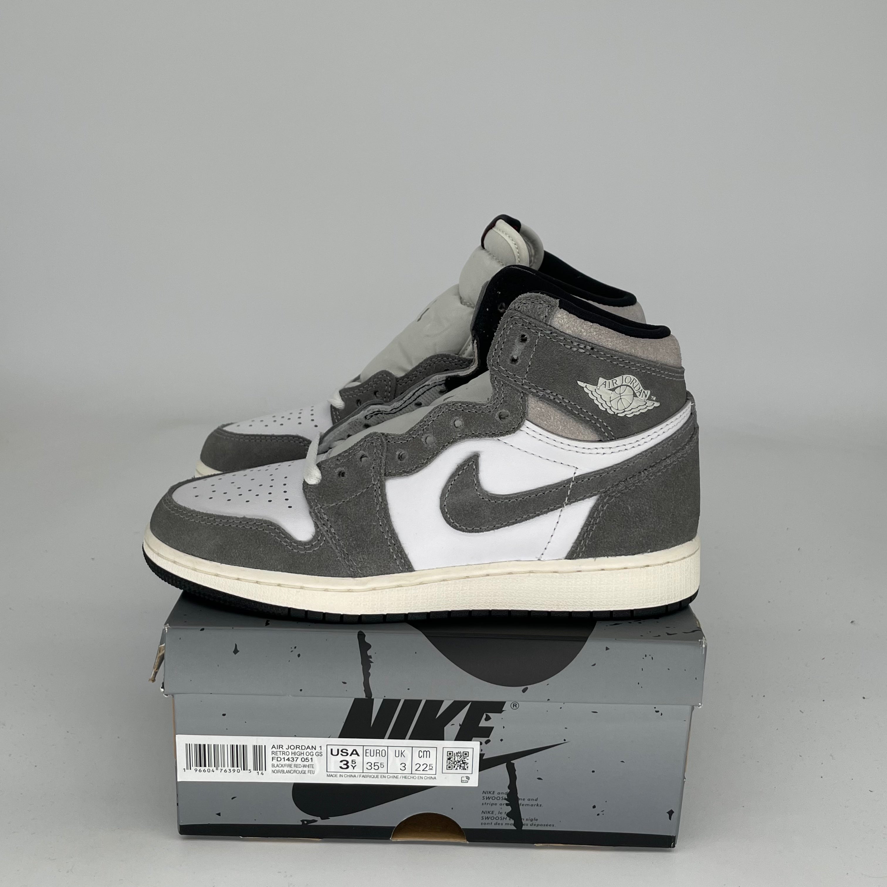 AIR JORDAN 1 WASHED BLACK Sneakers - Size 3.5Y (FD1437-051) - Retro Basketball Shoes for Men & Women - Perfect for Casual Wear, Street Style & Sneaker Collection