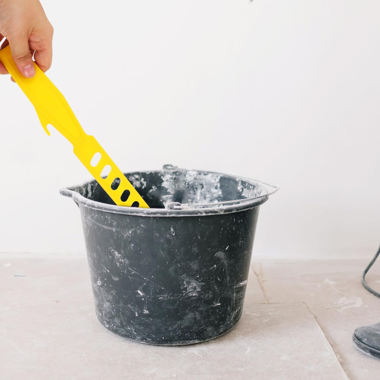 Plastic Paint Stir Stick - Reusable Stirring Tool for Oil Paint & Household Use | Portable Mixing Stick for DIY Projects & Home Painting
