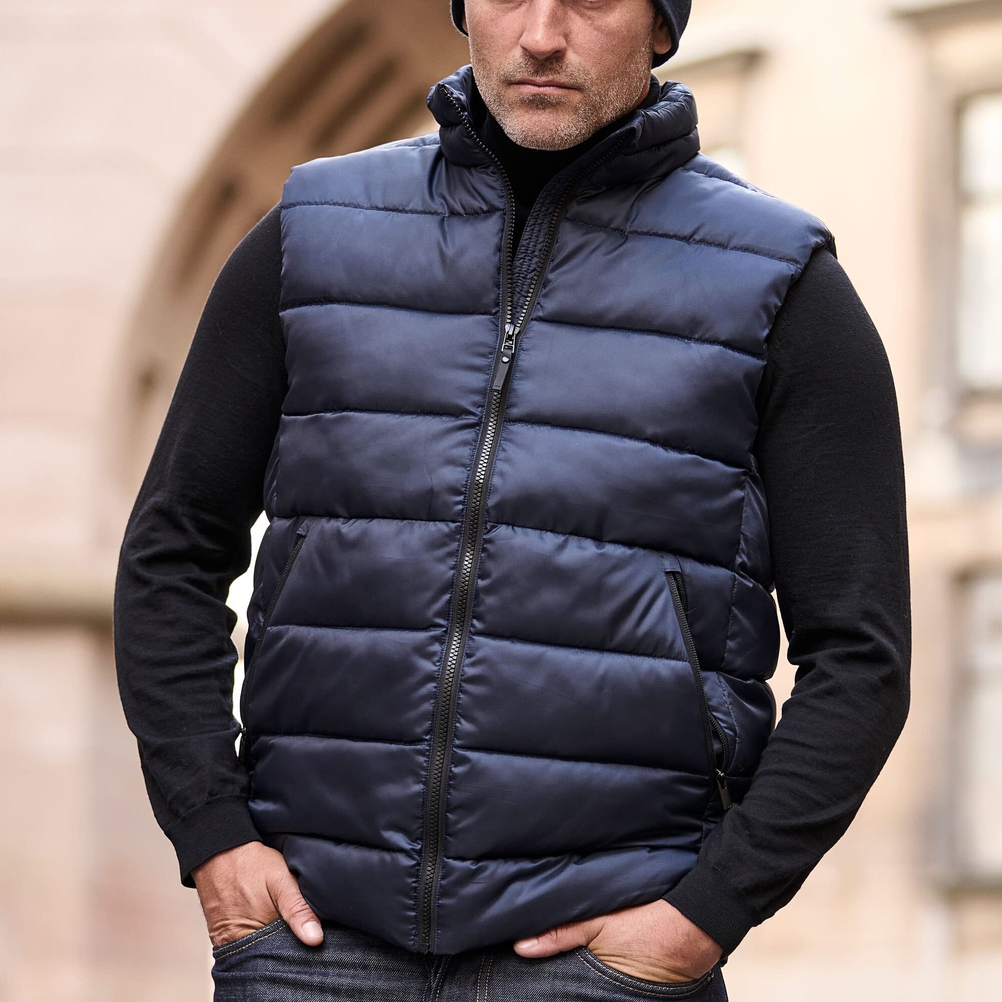 Unisex Lightweight Body Warmer for Men & Women - Perfect for Outdoor Activities, Hiking, and Cold Weather Layering