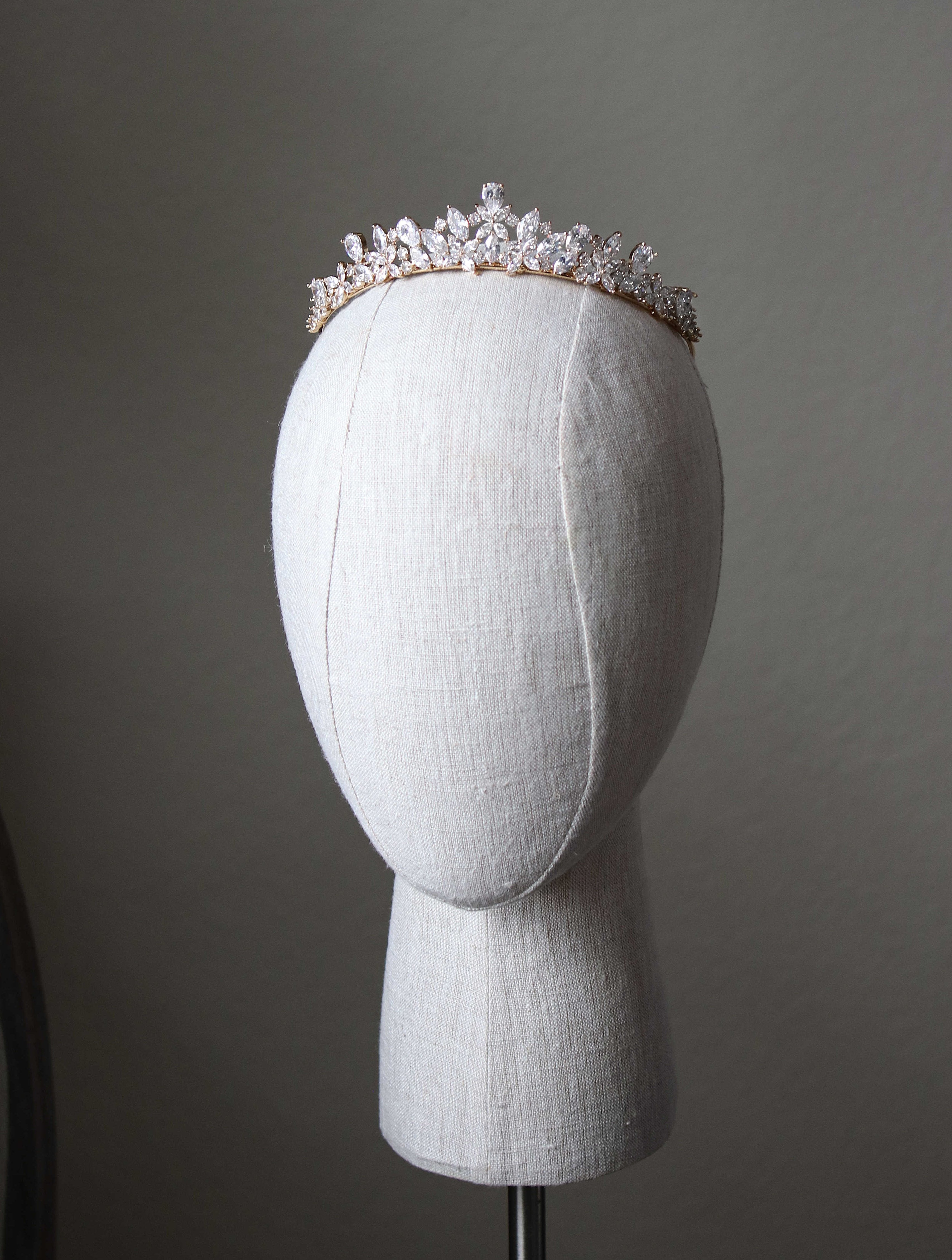VERONA Bridal Tiara - Elegant Wedding Crown for Bride, Bridesmaids & Flower Girls | Perfect for Weddings, Prom, Pageants & Special Occasions