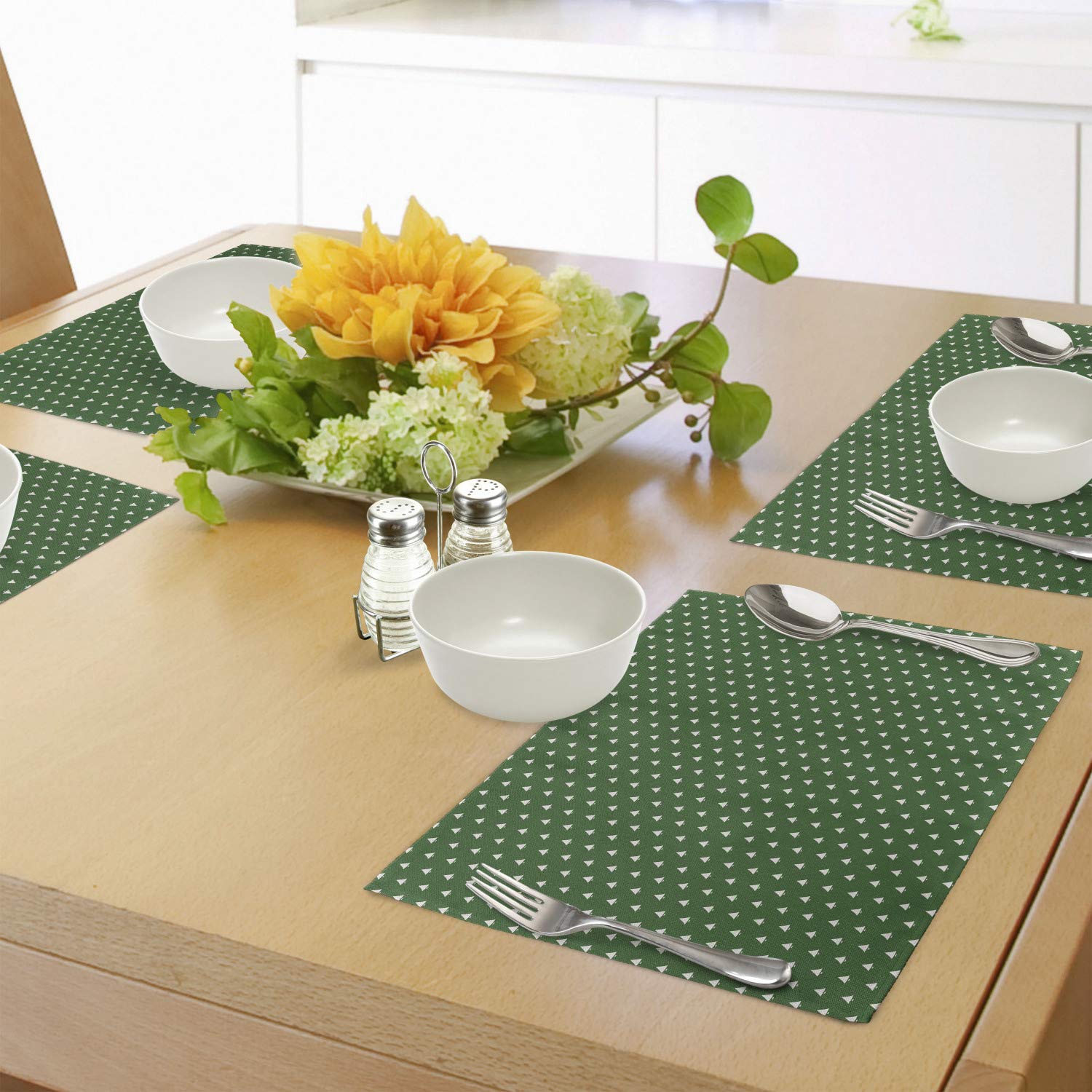 Ambesonne Christmas Place Mats Set of 4 - Hand Bells Pattern Washable Fabric Table Mats for Dining Room & Kitchen Decor - Green and White Holiday Table Setting for Christmas & New Year's Eve Celebrations