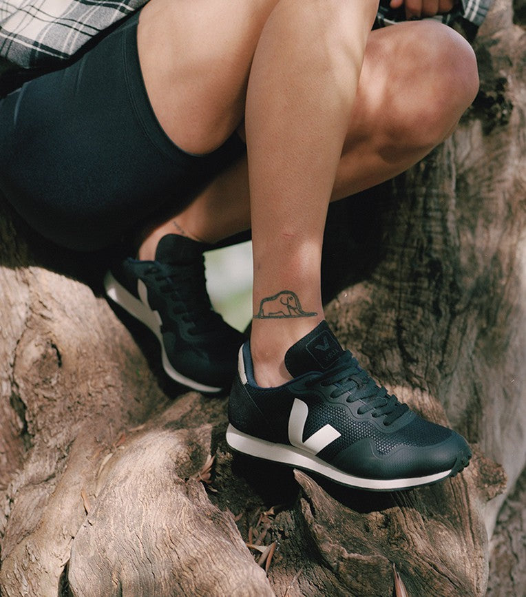 Veja Women's SDU B Mesh Sneakers - Black | Sustainable Vegan Running Shoes for Women | Perfect for Gym, Workouts & Casual Wear