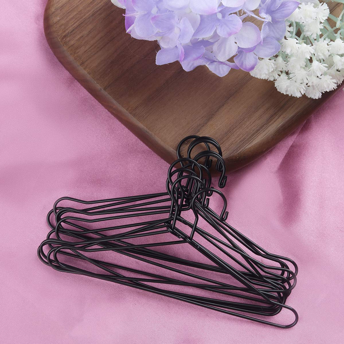 JANOU 10pcs Miniature Dollhouse Clothes Hangers - Small Wire Clothing Rack for Doll Accessories (Black) | Perfect for DIY Dollhouse Decor, Barbie Closet Organizer & Mini Fashion Display
