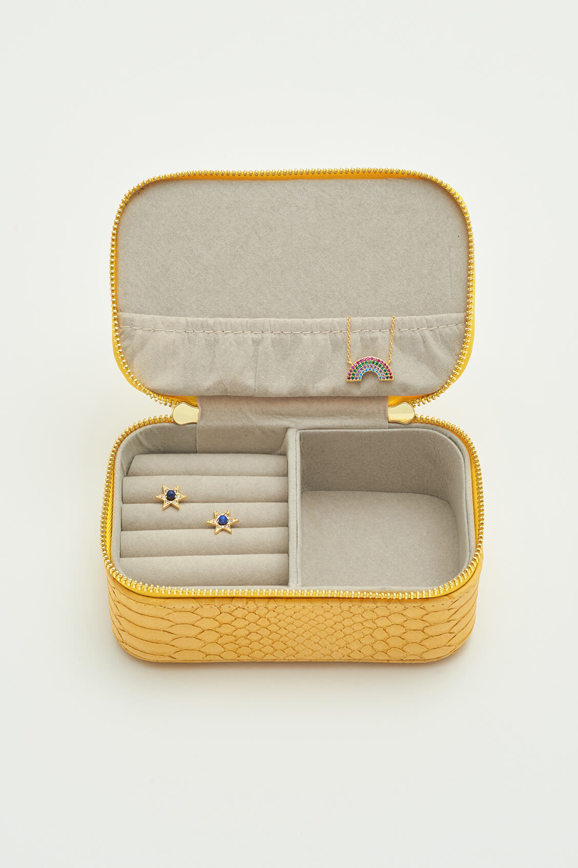 Elegant Mini Jewelry Box for Rings, Earrings & Necklaces - Perfect for Travel, Gifts & Organizing Small Accessories