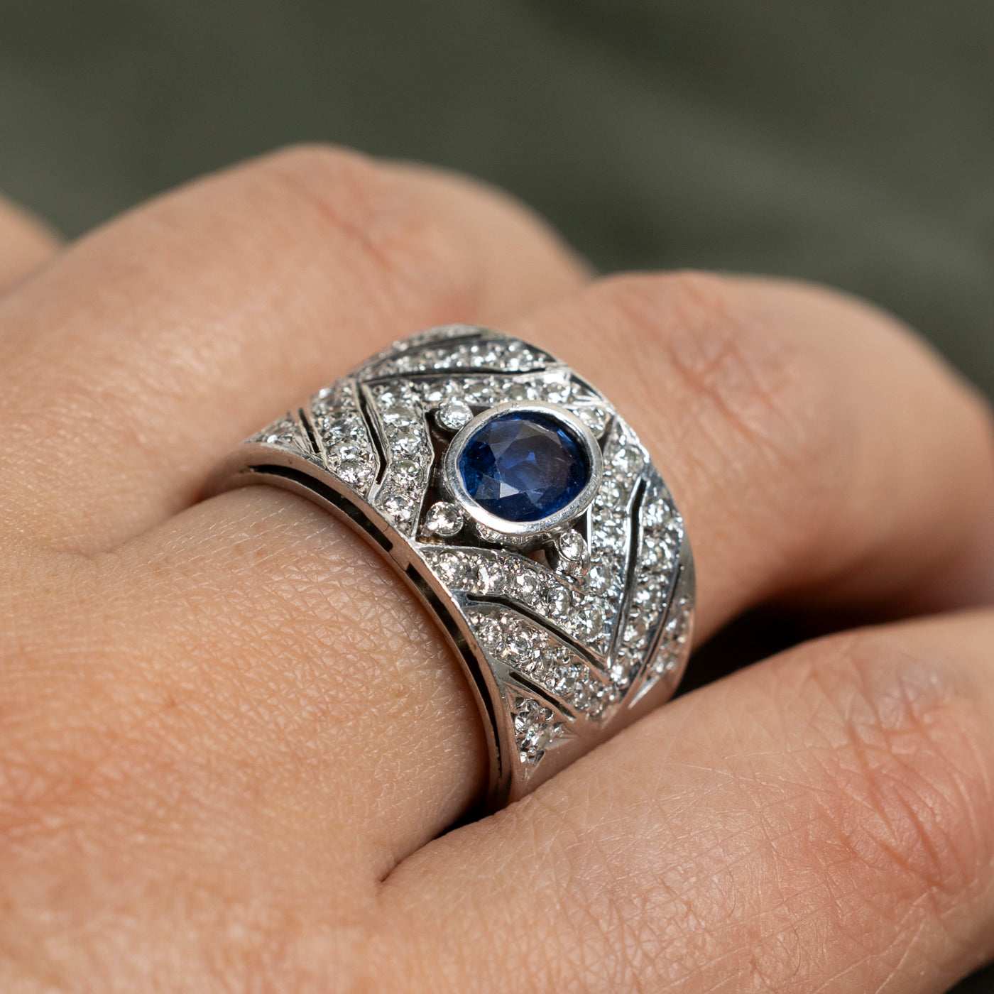 Exquisite 0.95ct Sapphire & 0.84ctw Diamond Cocktail Ring - Size 9.5 | Elegant Jewelry for Evening Parties, Weddings & Special Occasions