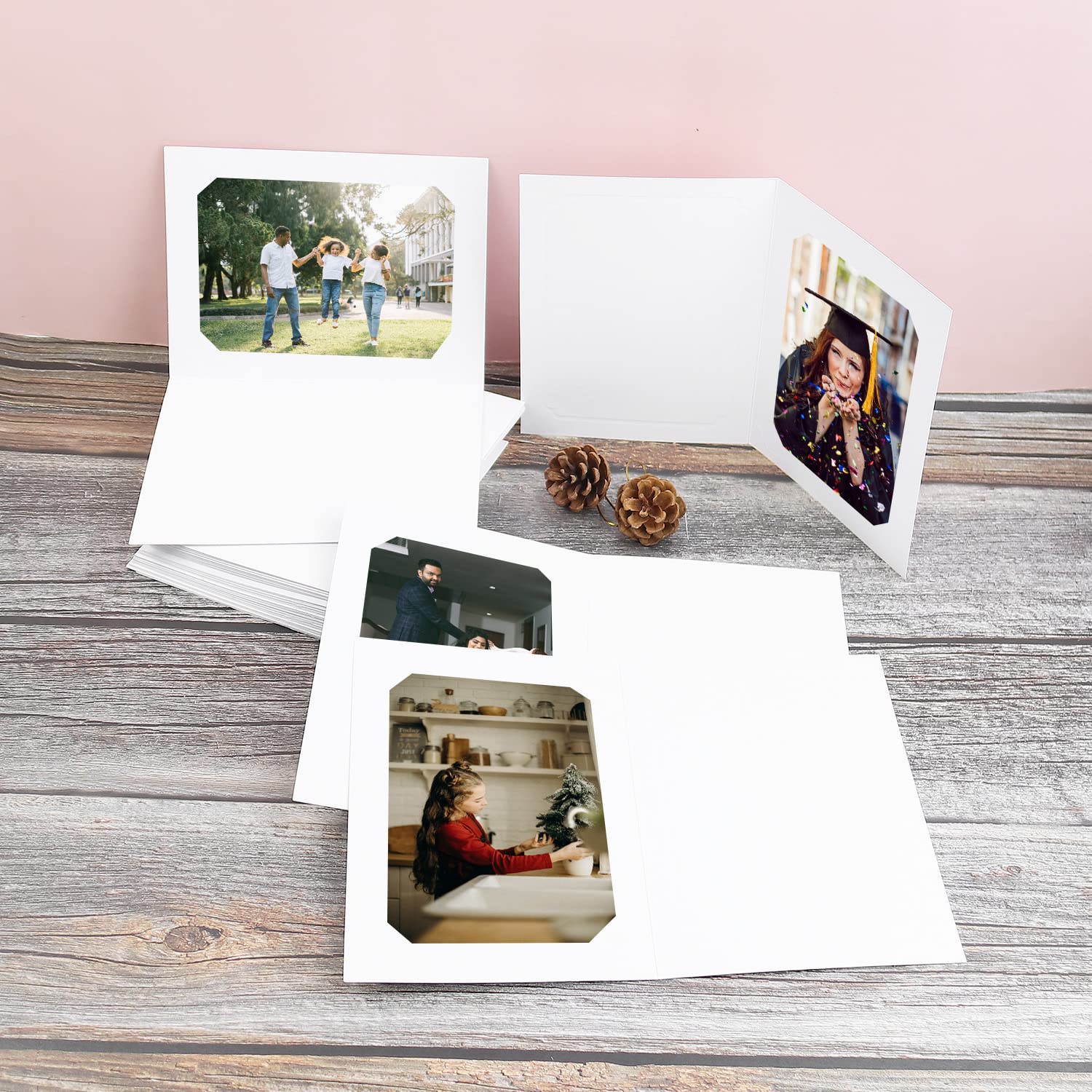 Golden State Art 10-Pack 4x6 or 5x7 Photo Folders - White Cardboard Picture Frame & Paper Frame Cards for Greetings & Invitations - Perfect for Graduation, Christmas, Wedding & Special Events