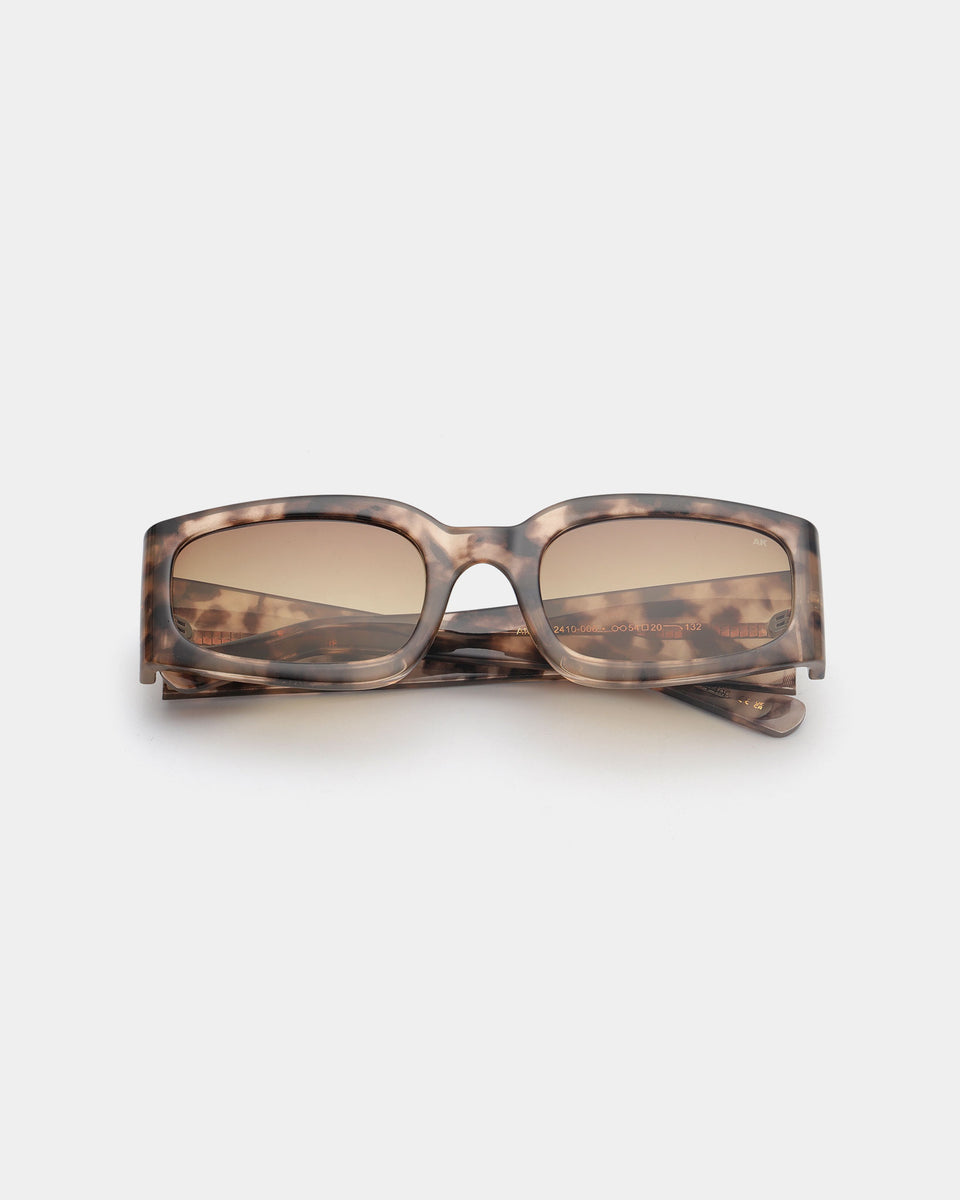 A. Kjaerbede Coquina Alex Sunglasses - UV Protection, Polarized Lenses for Men & Women - Perfect for Beach, Driving & Outdoor Activities