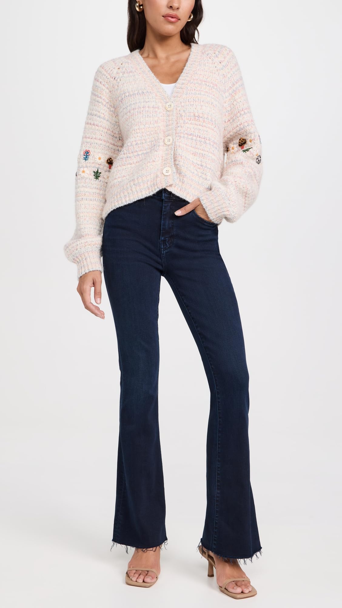 MOTHER Women's The Weekender Fray Jeans - Distressed Denim Pants for Casual Wear, Weekend Outfits & Street Style Fashion