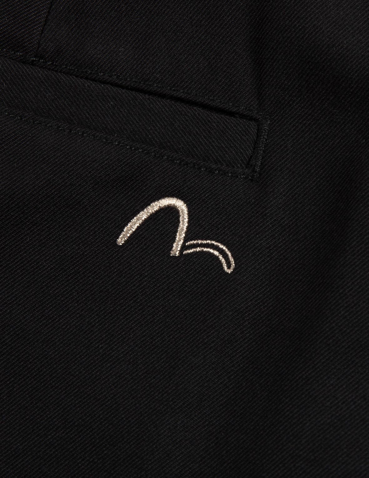Stylish Logo Embossed Metal Plate Wide Leg Pants for Women - Trendy High Waist Trousers with Unique Design - Perfect for Office, Casual Outfits & Streetwear Fashion