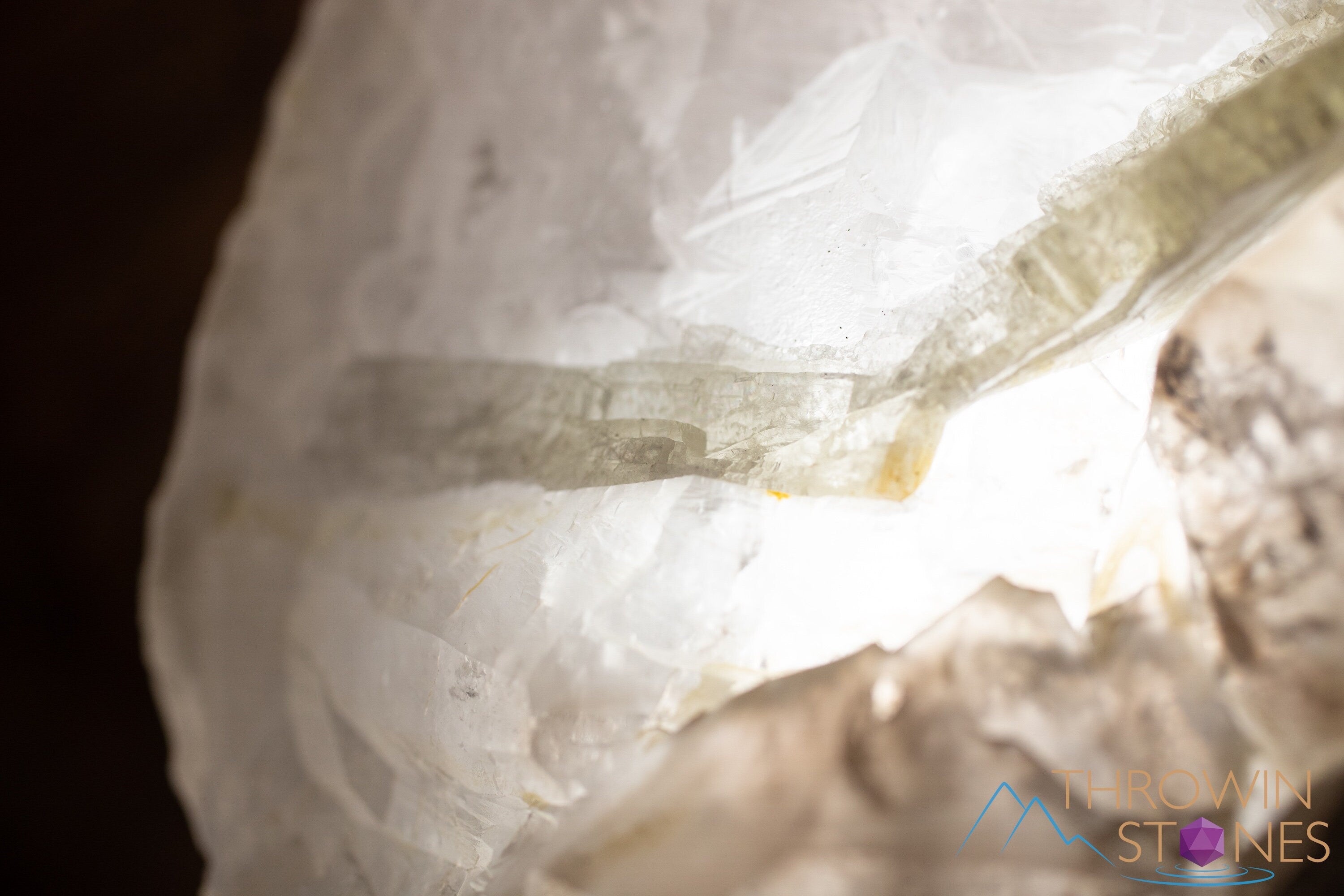 Natural Raw Hiddenite Quartz Crystal Specimen - Large Healing Stones, Mineral Collection for Home Decor, Unique Spiritual Gift (41889) - Perfect for Meditation, Reiki & Crystal Healing