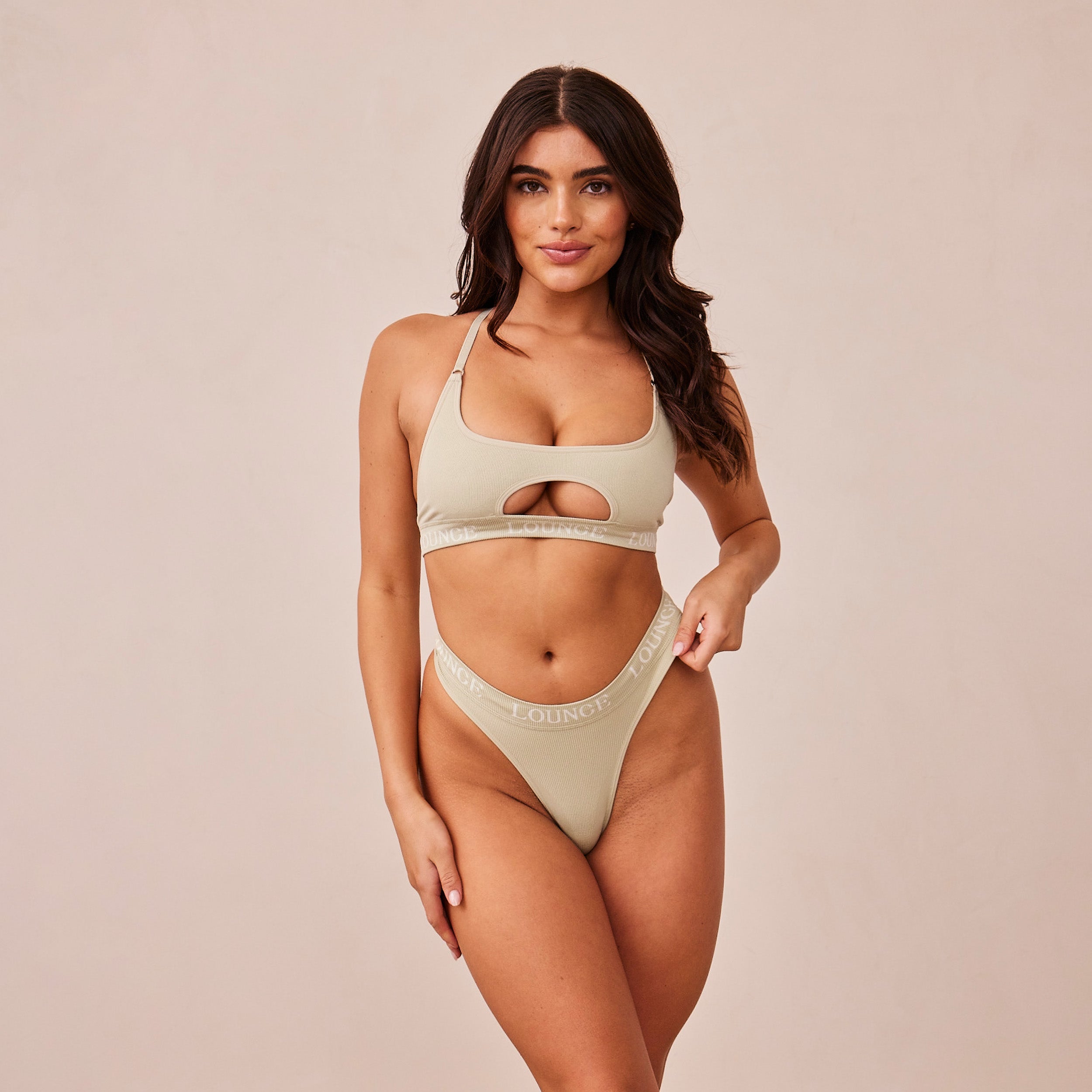 Seamless Comfort Bra - Olive Green Wireless Support for Yoga, Workout & Everyday Wear