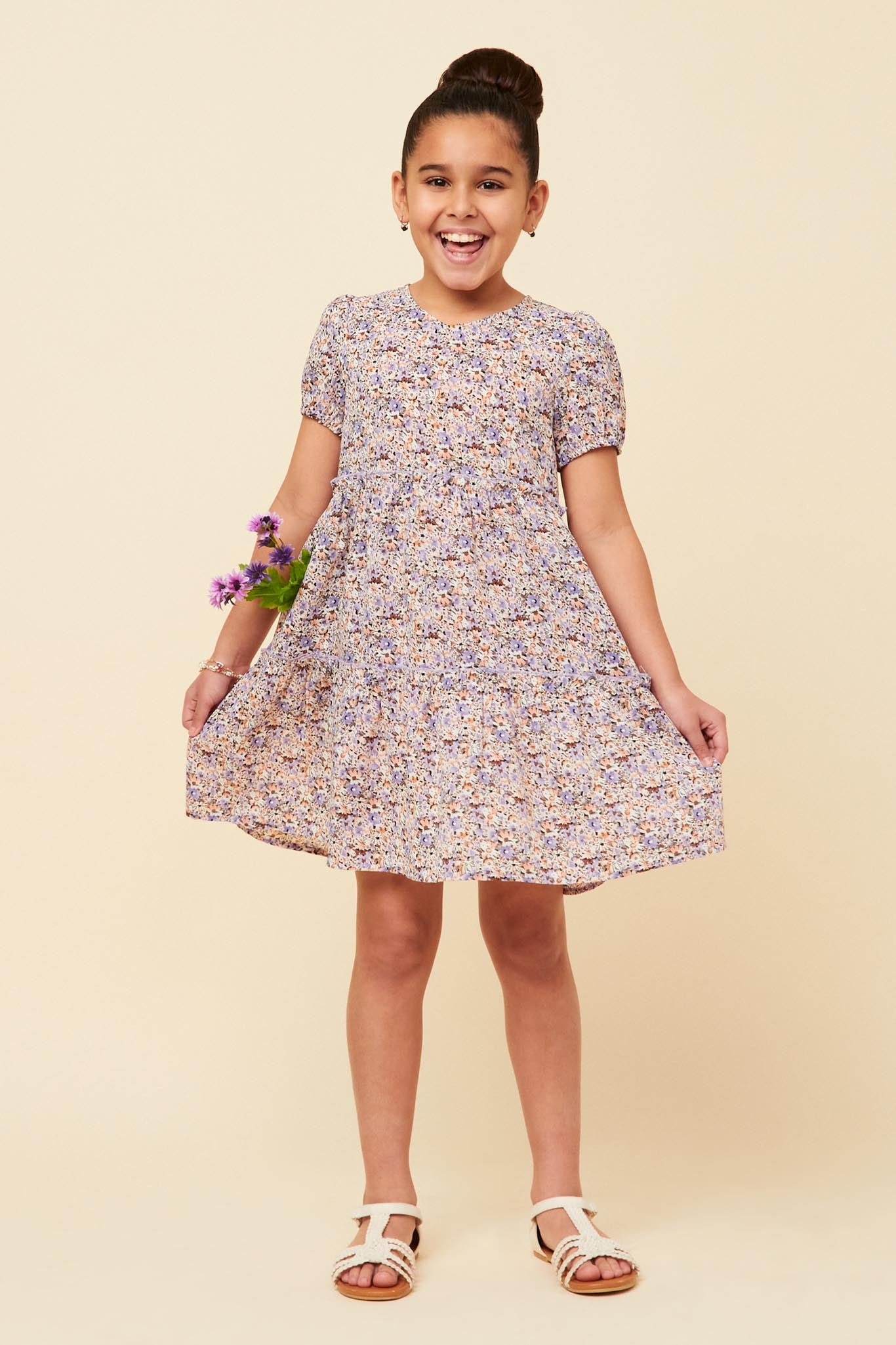 Stylish Ditsy Floral Tiered Puff Sleeve V-Neck Dress for Women - Perfect for Summer Parties, Weddings & Date Nights
