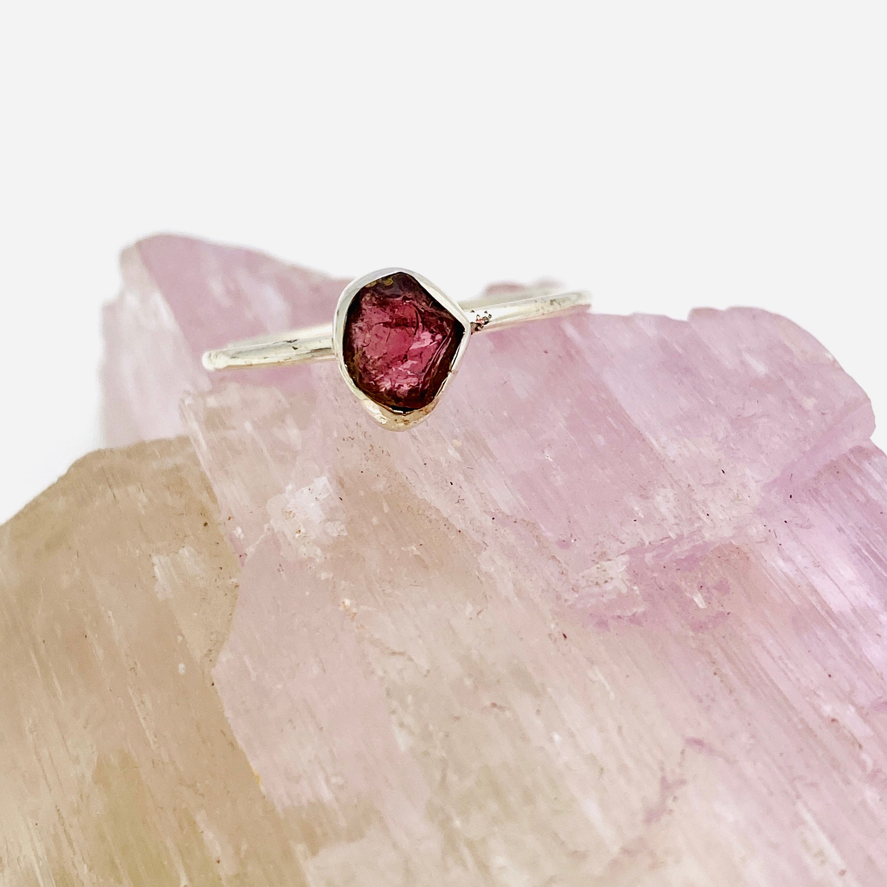 Natural Pink Tourmaline Raw Gemstone Sterling Silver Band Ring for Women - Elegant Boho Jewelry for Everyday Wear, Gift Giving & Special Occasions