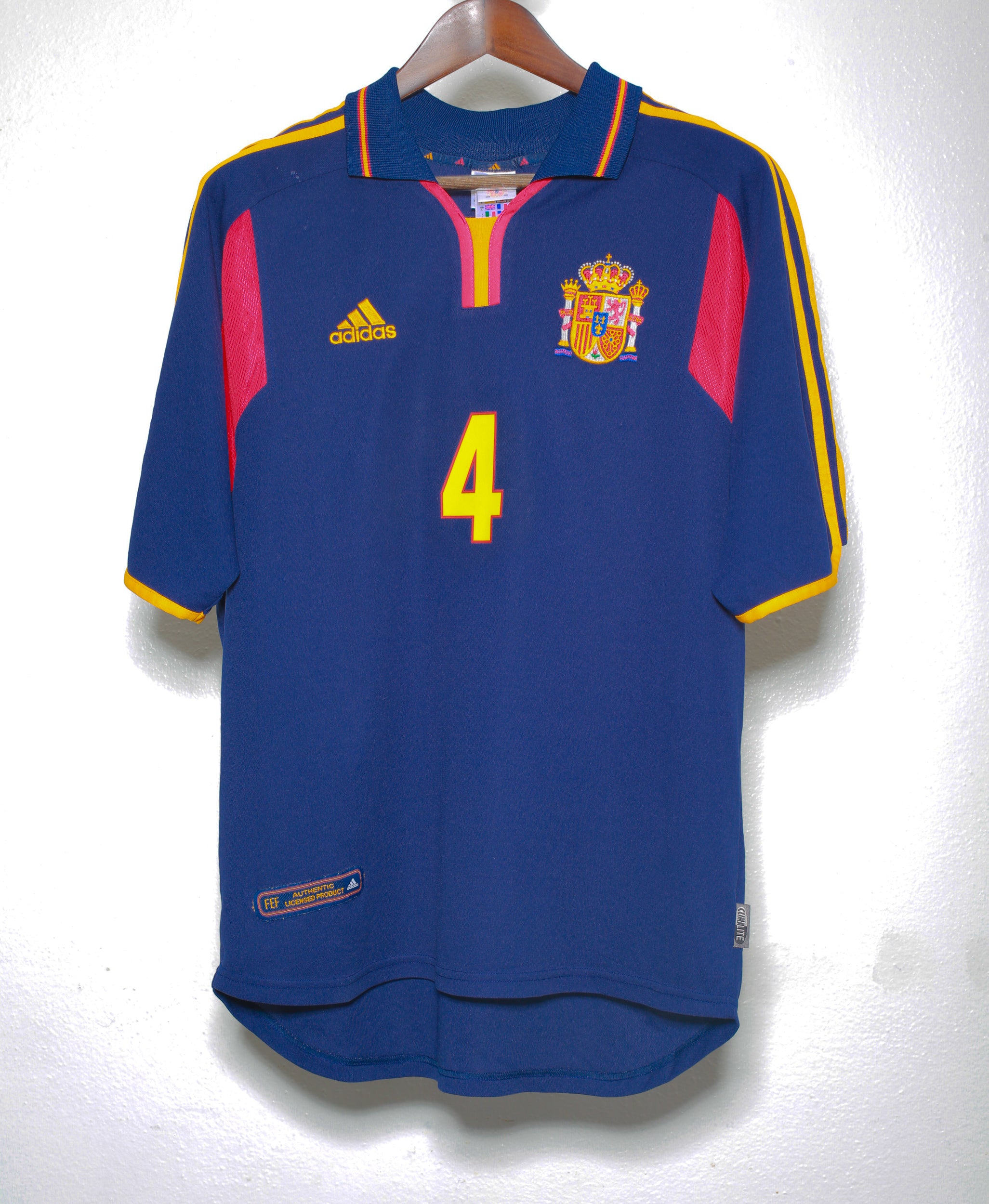 Authentic 2000 Spain Away Soccer Jersey #4 Guardiola (Large) - Perfect for Match Days, Fan Events & Collectibles