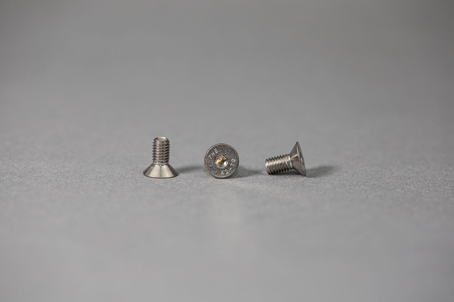 04 0149S SS Skid Pad Hardware Kit - 5x10 Button Head Screws (No O-Ring Included) - Ideal for Automotive, Marine & Industrial Applications