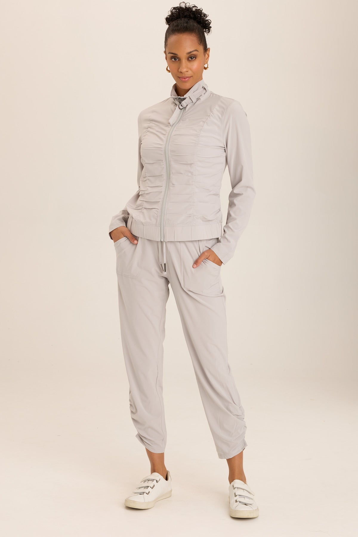 Momentum Jacket Arctic - Waterproof Windproof Winter Coat for Men & Women - Perfect for Skiing, Hiking & Outdoor Adventures