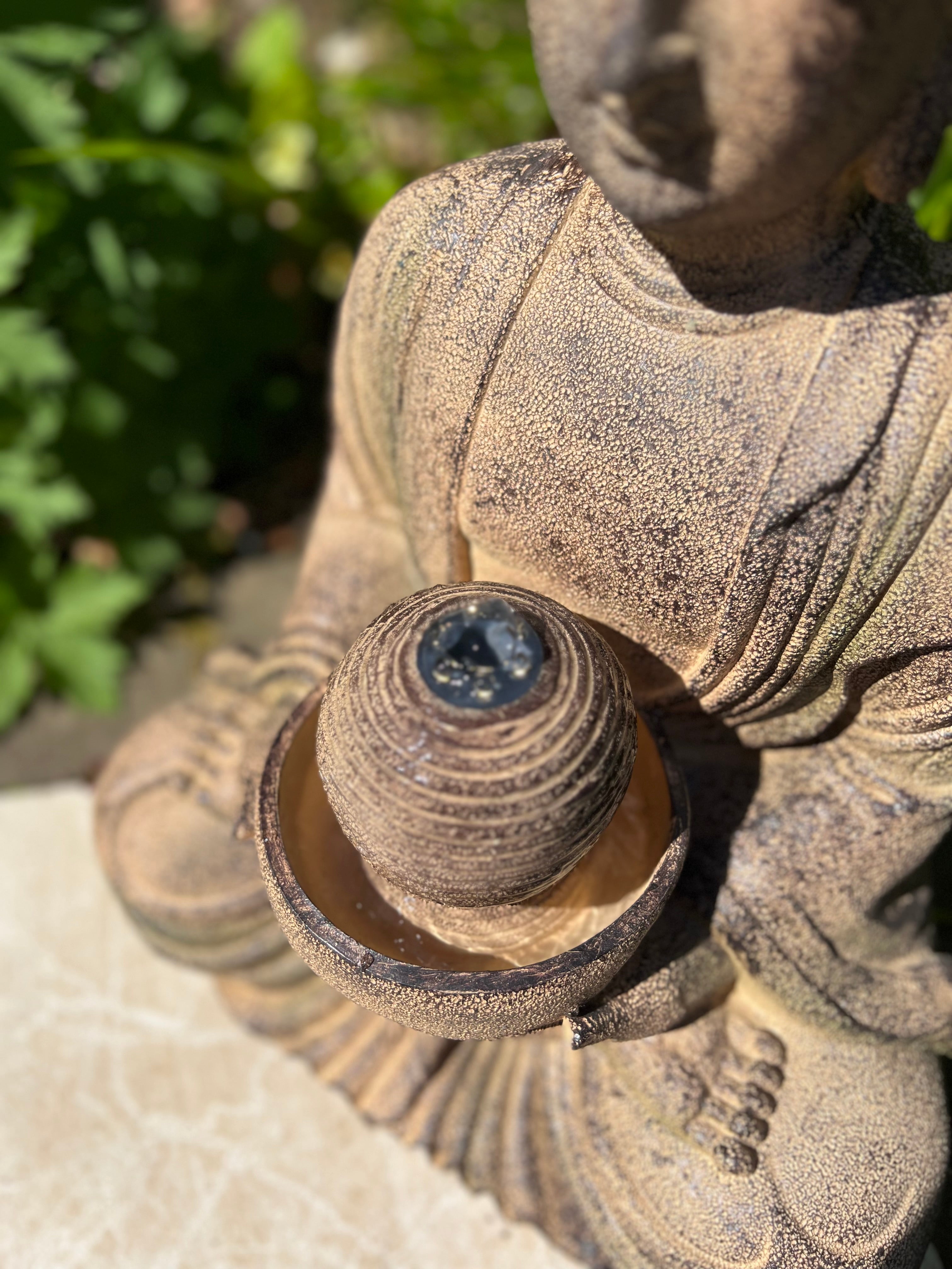 Solar Powered LED Meditating Buddha Water Fountain - 36x29x50cm Outdoor Garden Decor for Relaxation & Zen Meditation Spaces