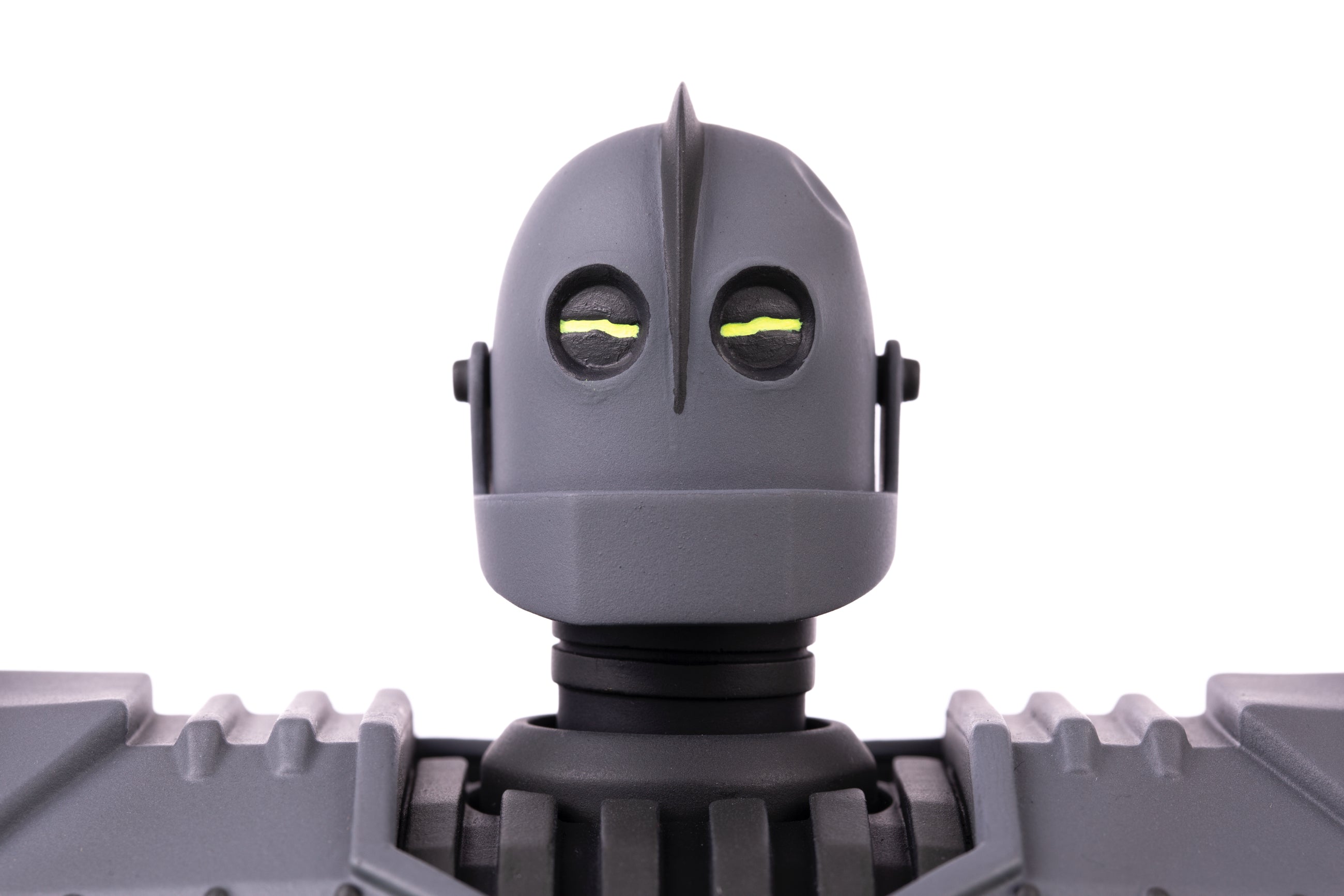 Iron Giant MONDO MECHA Collectible Action Figure - Premium Robot Toy for Display, Gifts & Anime Collections