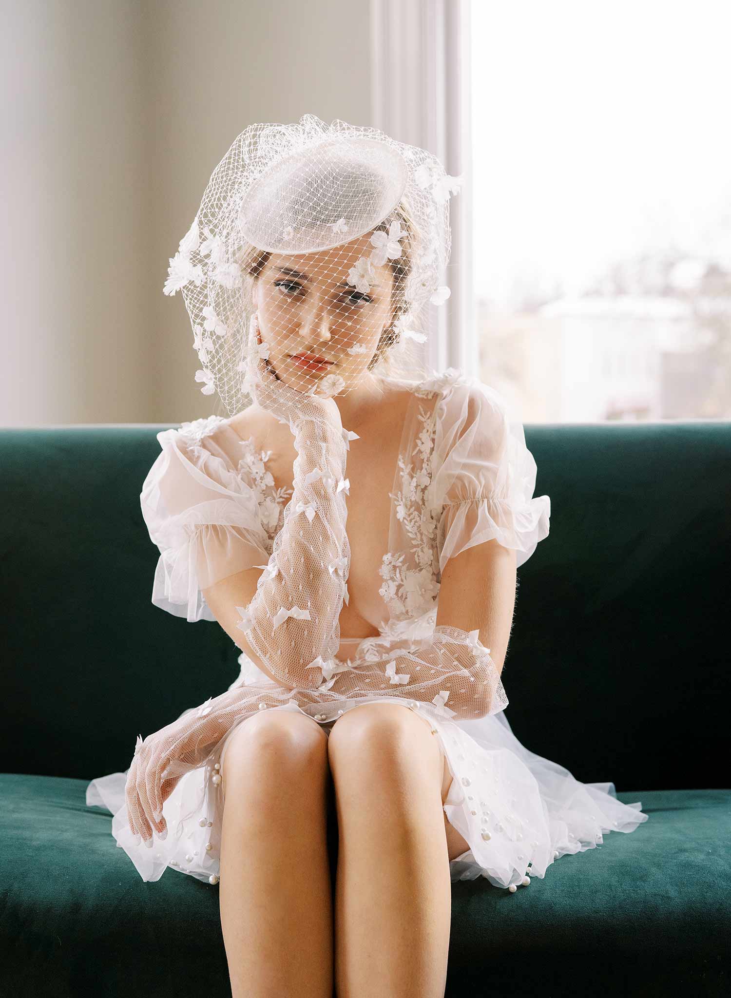 Elegant Floral Birdcage Veil Bridal Mini Hat - Vintage Style Wedding Headpiece for Bride, Tea Party & Garden Ceremony | Style #2455