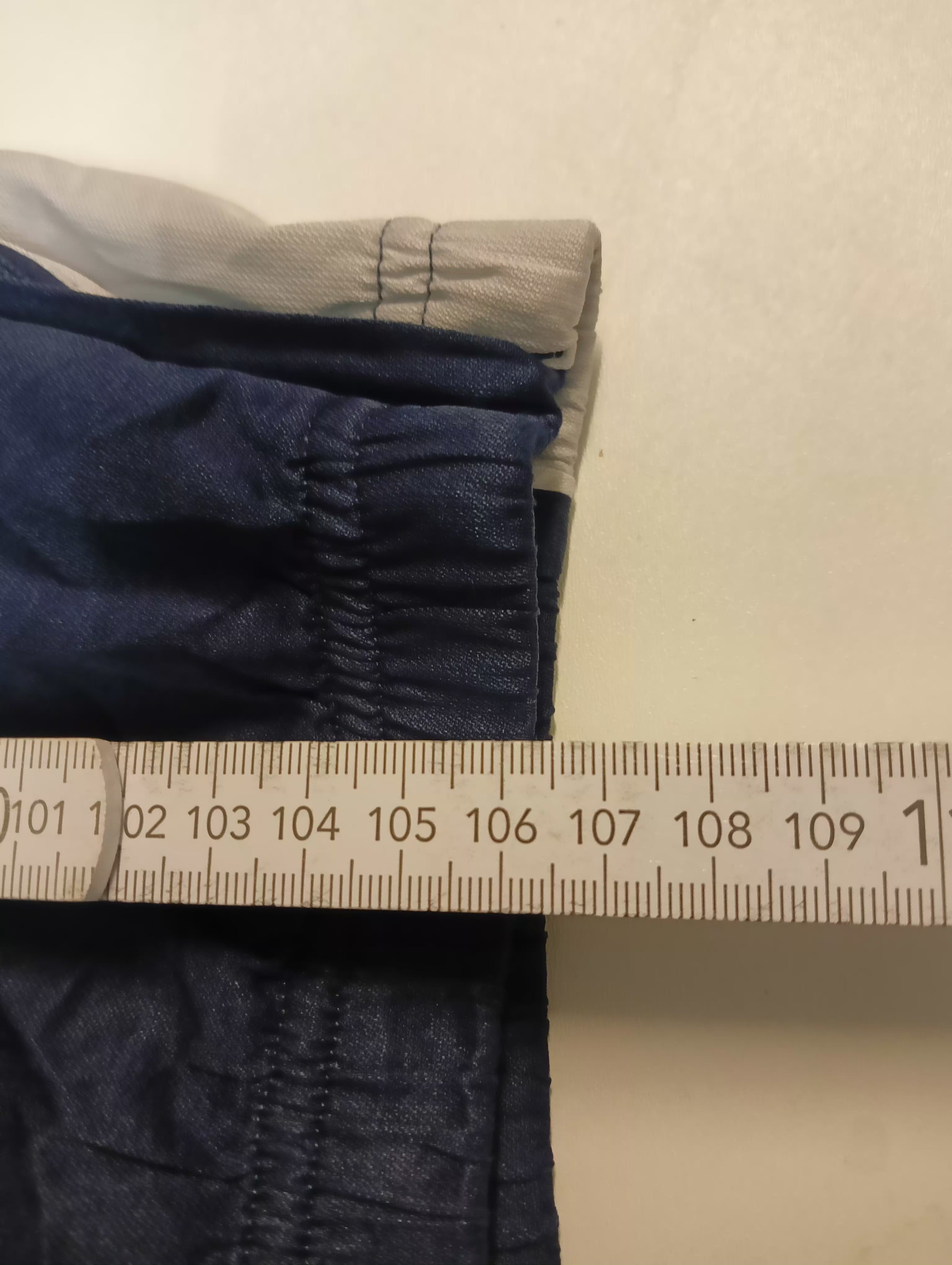 Reebok Vintage Trackpants - Baggy Fit XL (1740) | Retro Athletic Joggers for Men | Perfect for Gym, Running & Casual Streetwear