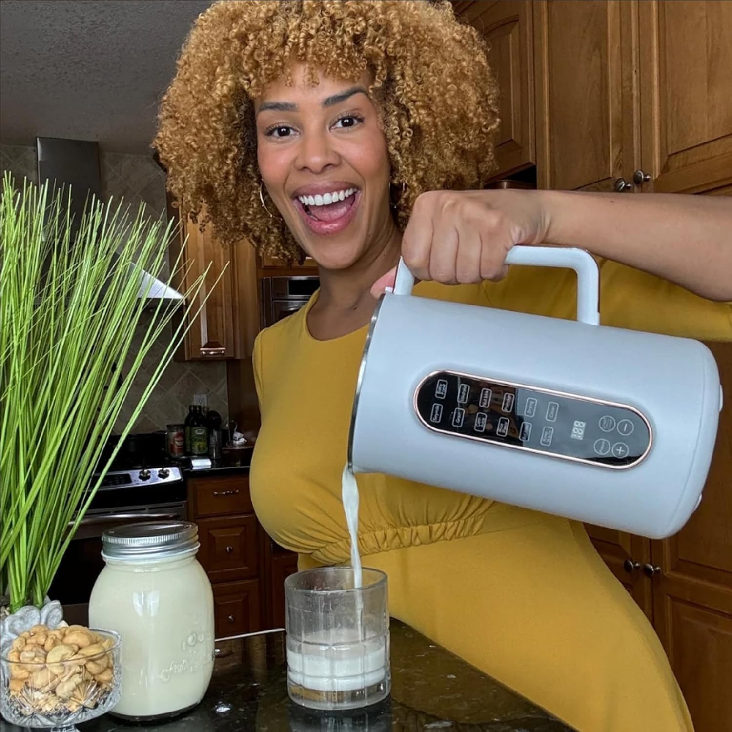 Best Mylk Machine - 8-in-1 Automatic Nut Milk Maker for Almond, Soy, Oat Milk (33oz Capacity) - No Straining Plant Milk Blender - Perfect for Vegan, Keto & Healthy Lifestyles - Great for Smoothies, Coffee Creamer & Homemade Dairy Alternatives (White)